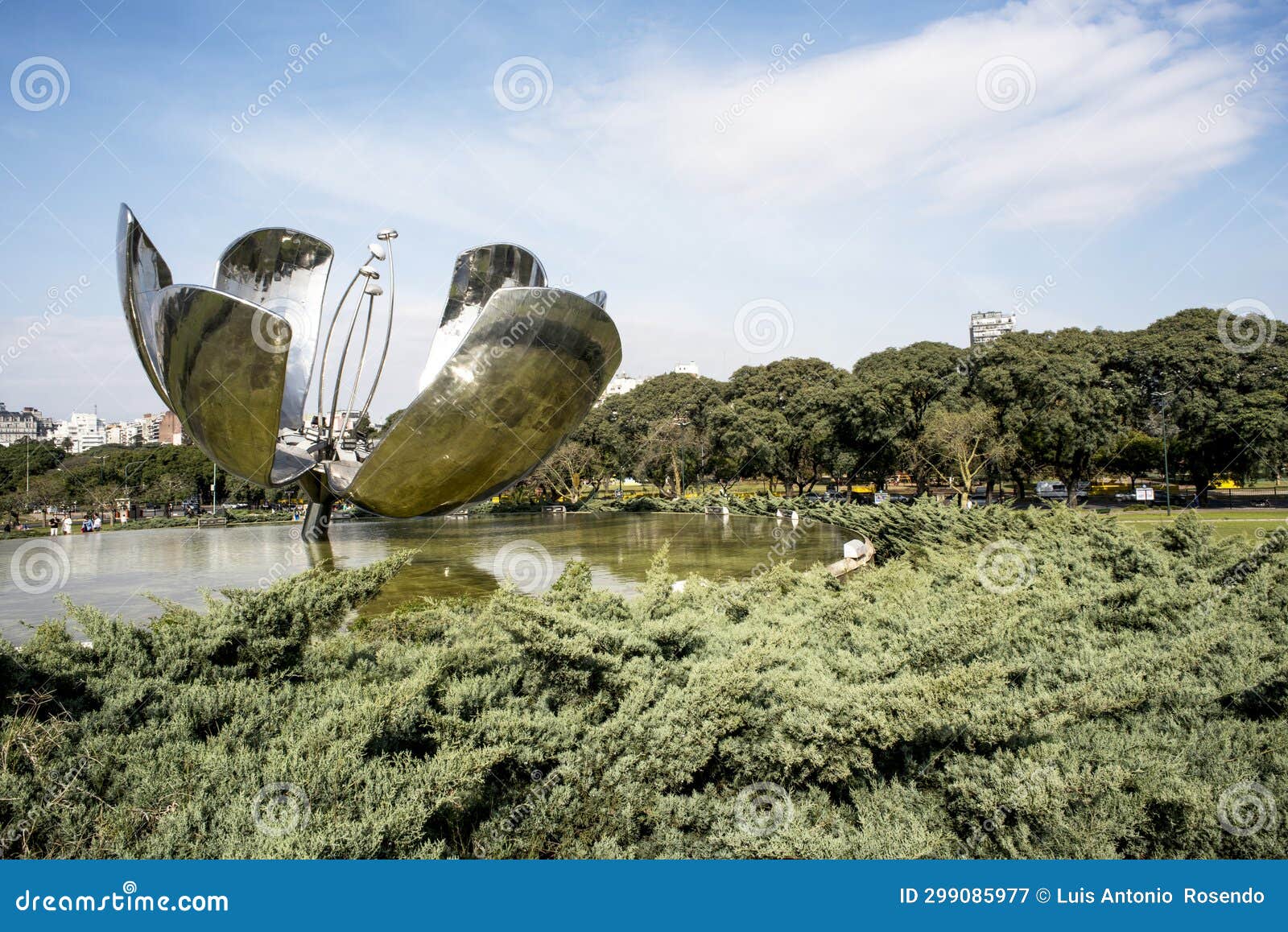buenos aires argentina floralis generica is a sculpture made of steel and aluminum located in plaza de las naciones