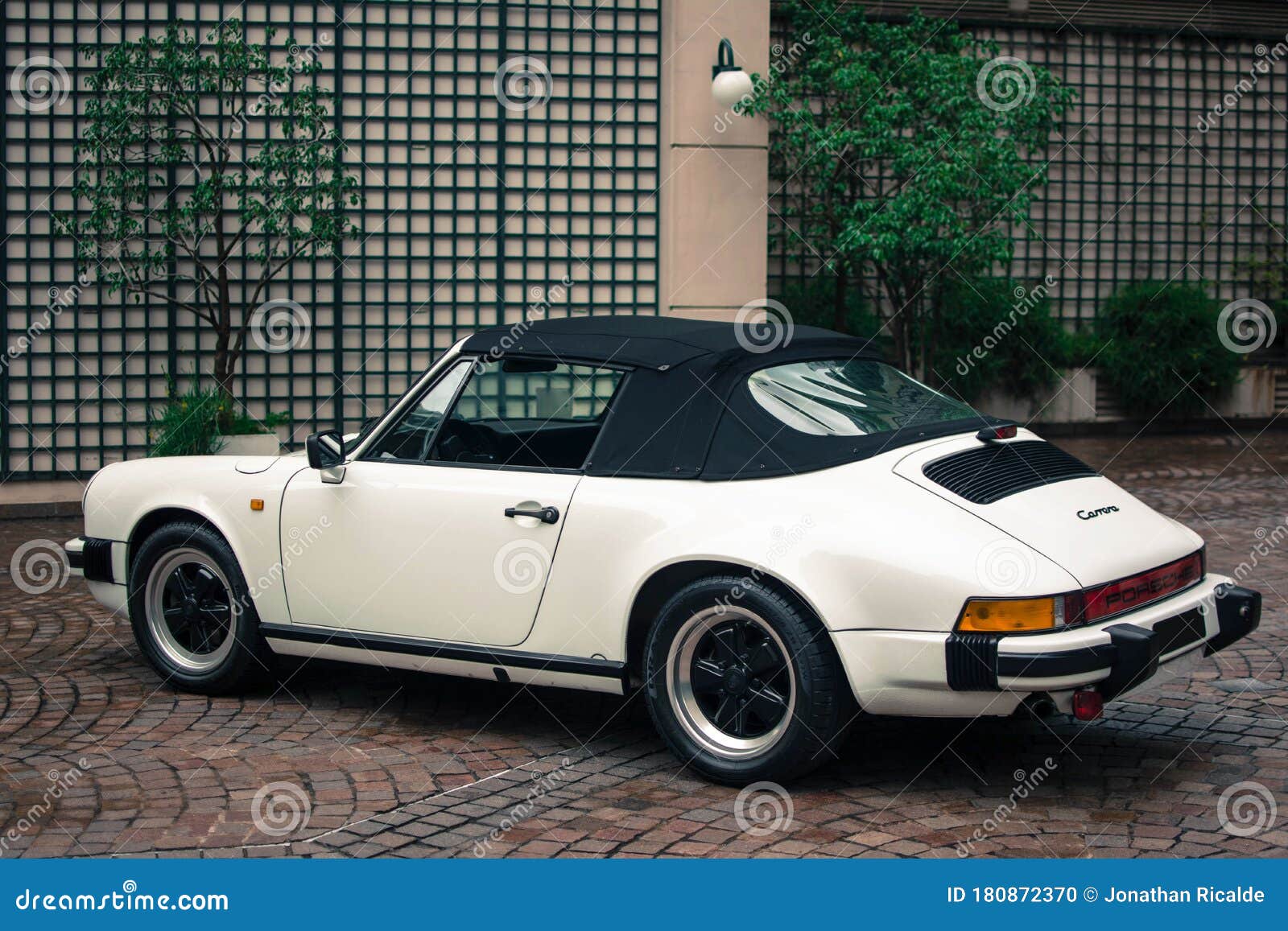White Classic Porsche 911 Carrera Cabriolet Editorial Image - Image of  conditions, expensive: 180872370