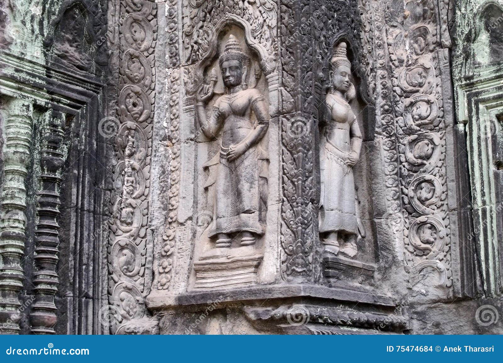 a buetiful stone carving.