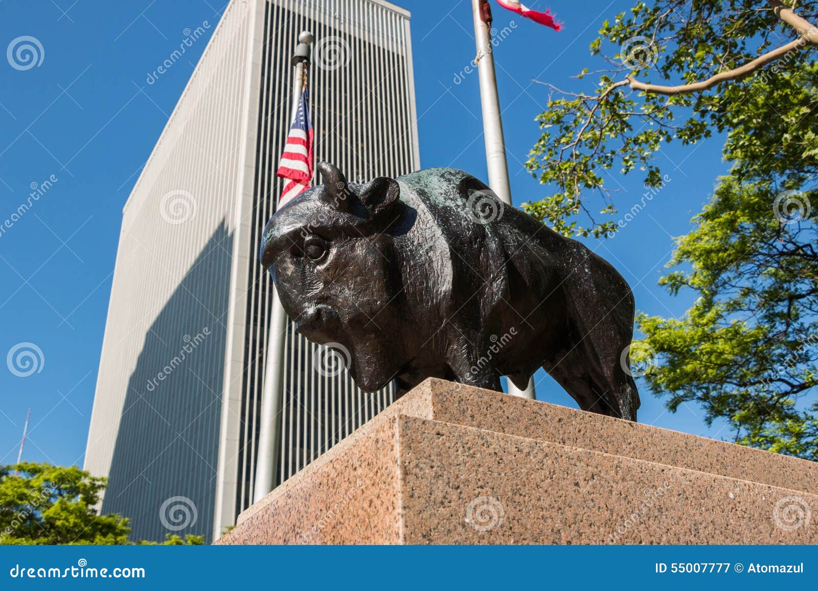 Buffalo Statue One M&T Plaza Editorial Photography Image of yamasaki, bank 55007777
