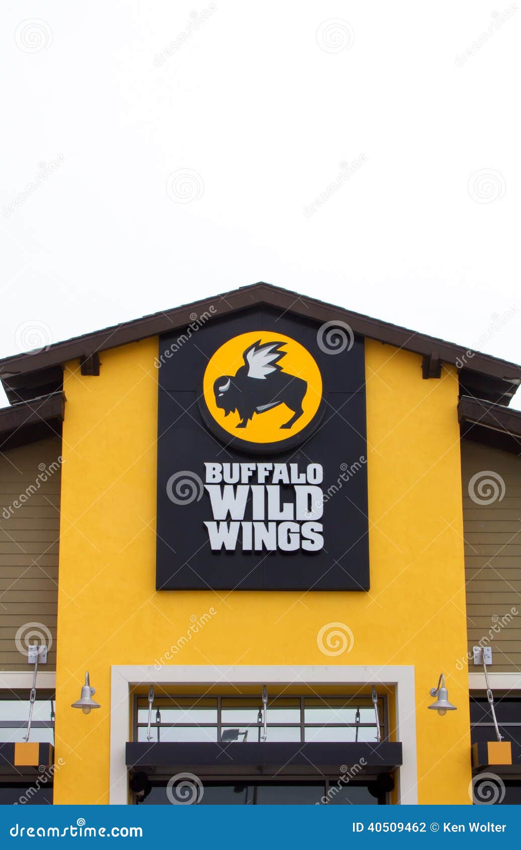 lov nyse På jorden Buffalo Wild Wings Restaurant. Editorial Photography - Image of sign,  label: 40509462