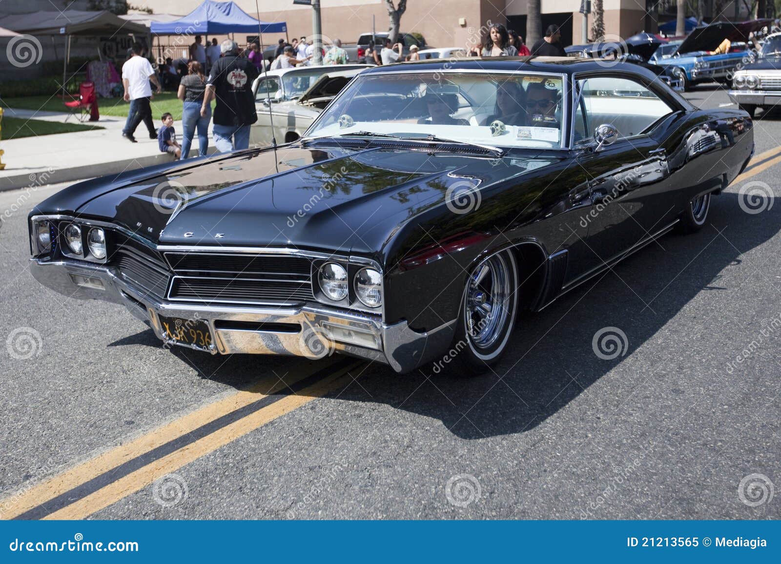 Buick Classic Car editorial image. Image of route, automotive 21213565