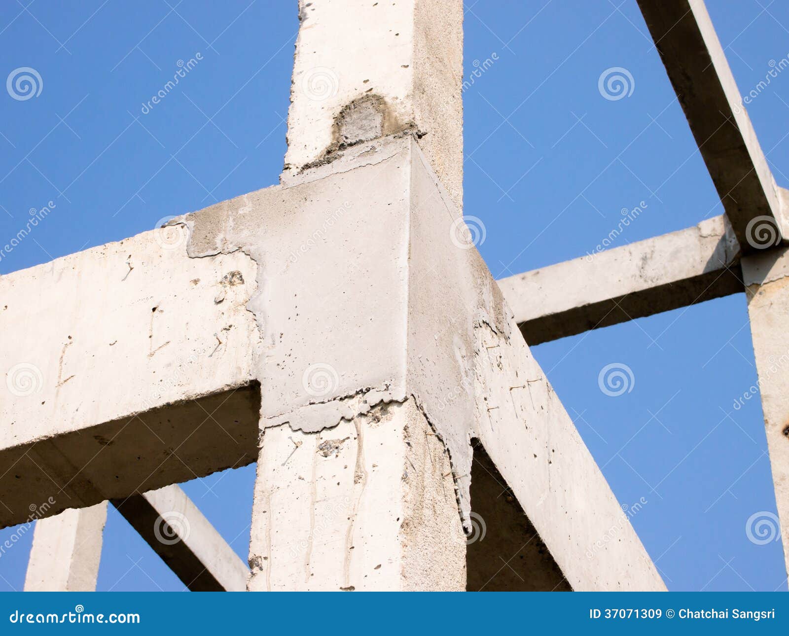 Build a house stock image. Image of blue, architecture - 37071309