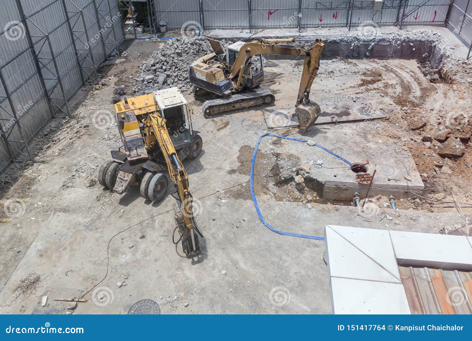 Building Machines: Digger Loading Trucks with Soil. Excavator Loading ...