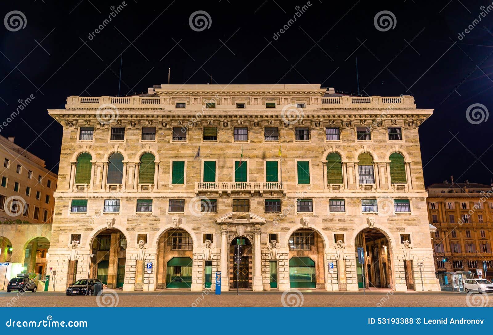 building on piazza della vittoria in genoa