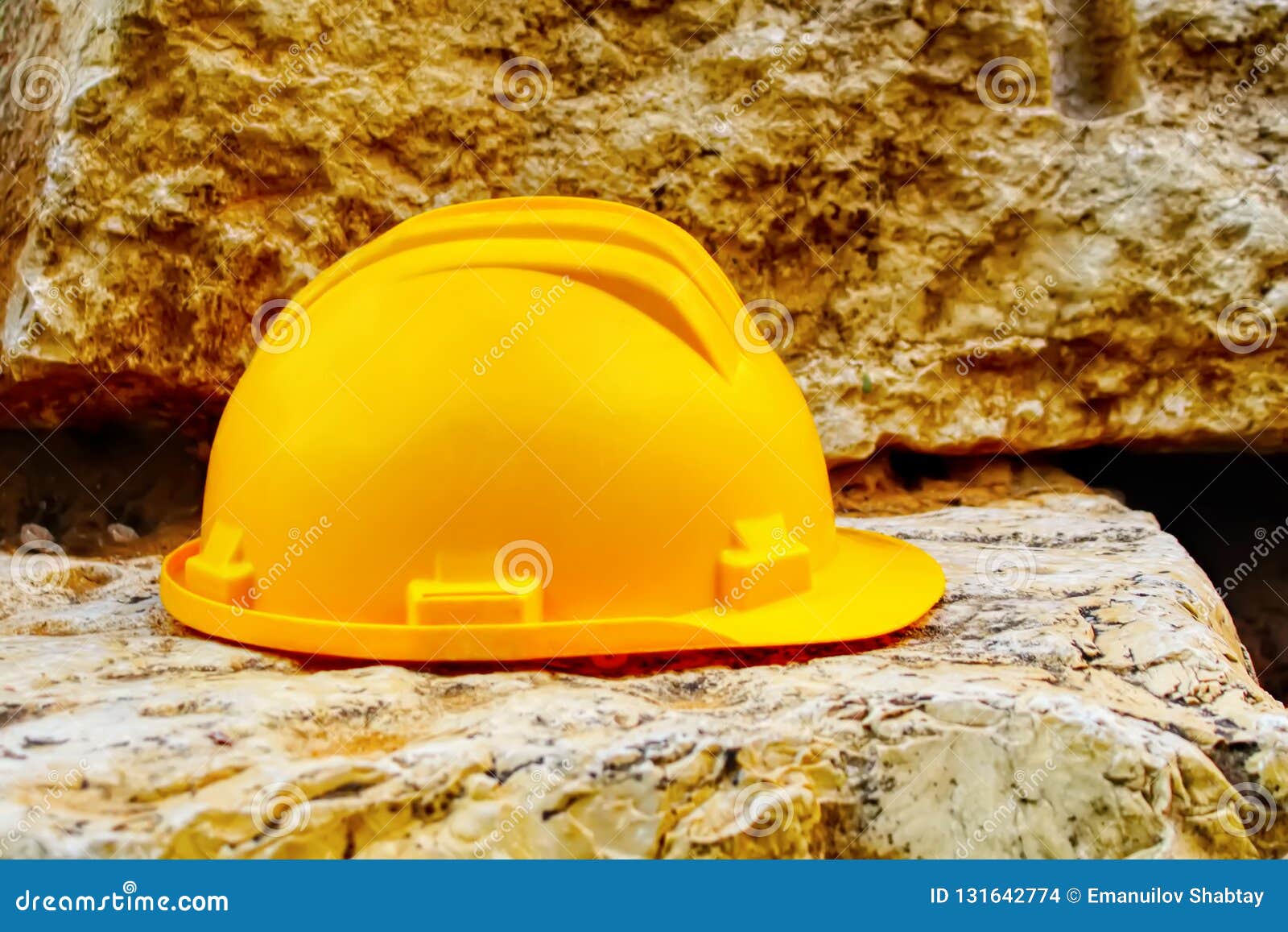building, safety works: hard hat, construction hat helmet