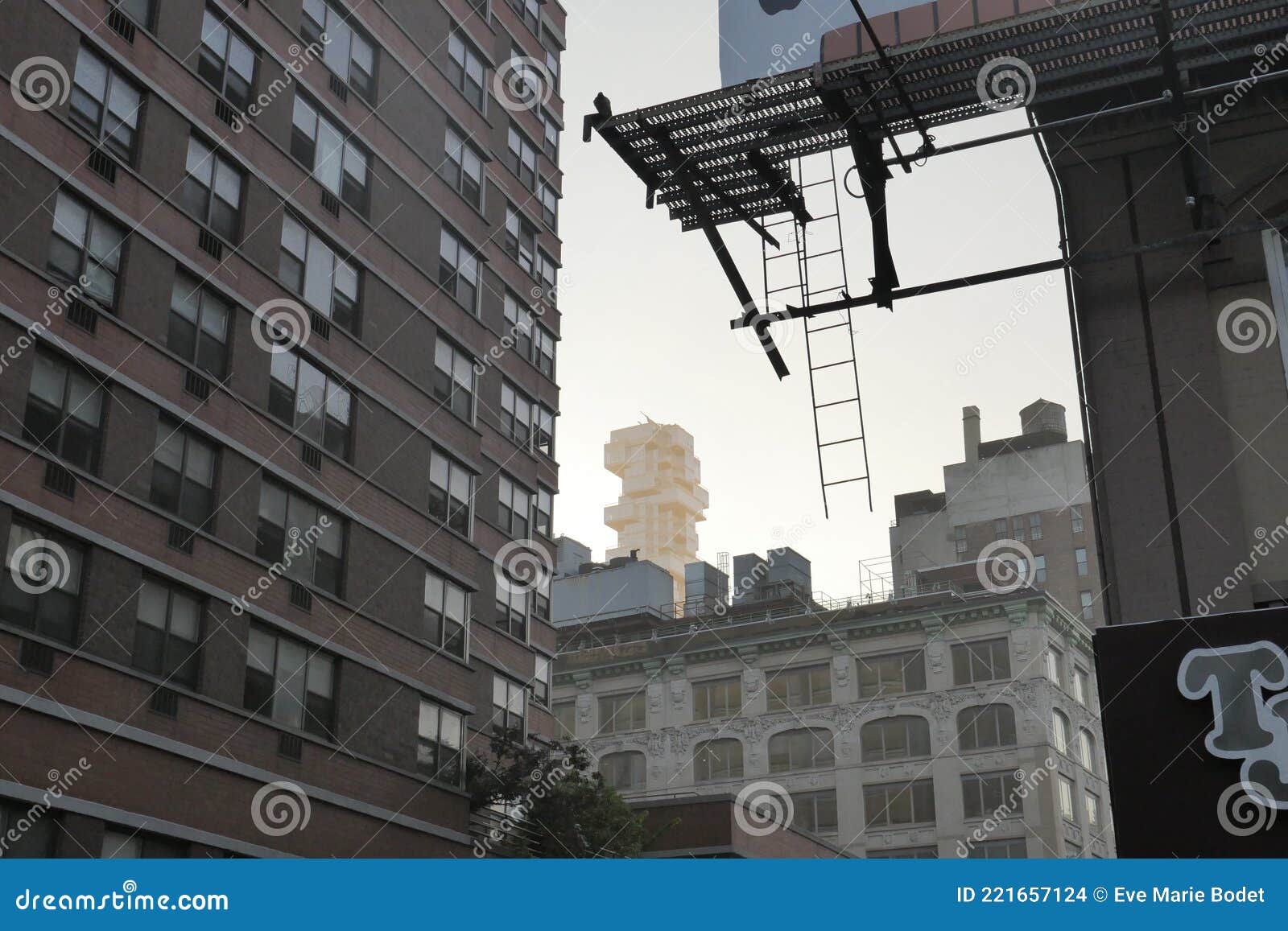 buildings dans une rue de new-york