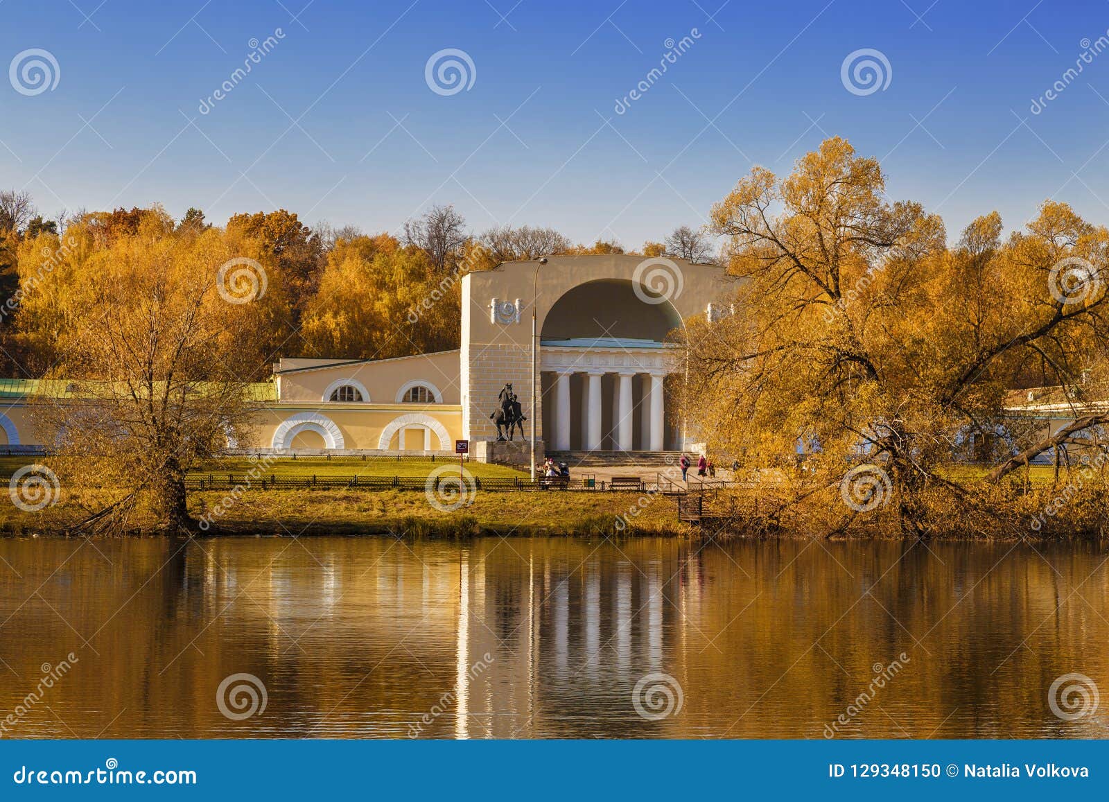 усадьба кузьминки в москве