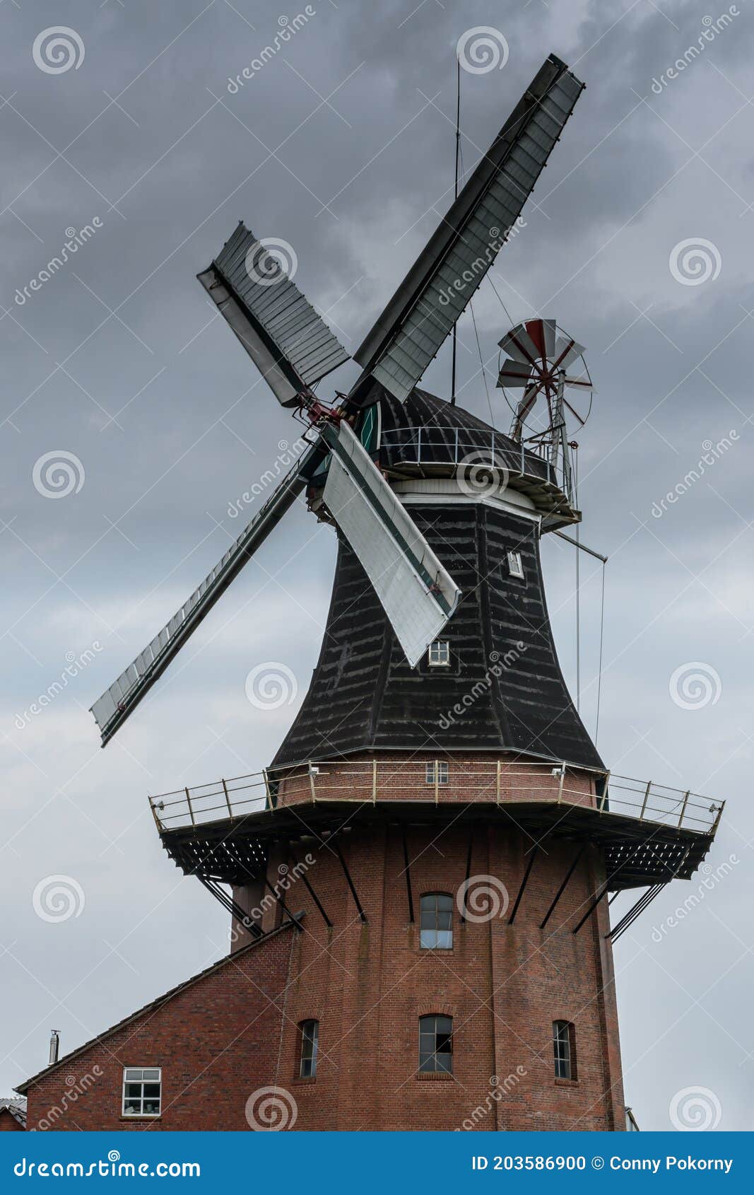 bunder mill, bunde, rheiderland, east frisia, lower saxony, germany