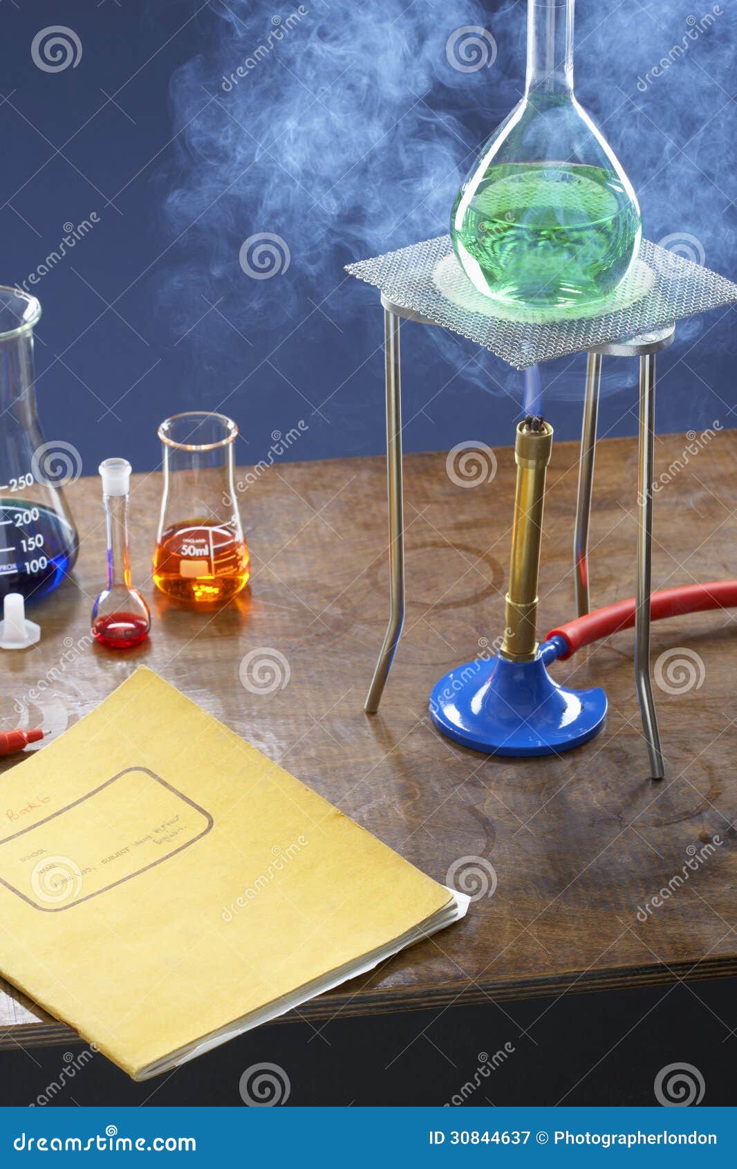 Bunsen Burner With Petri Dishes Stock Photography