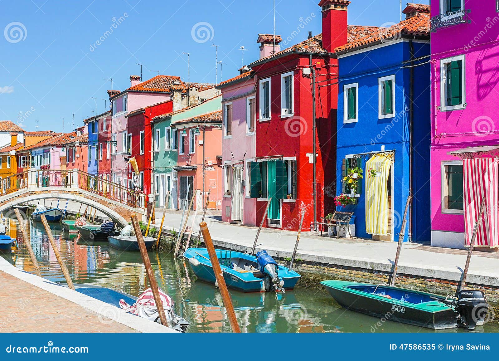 Burano, Venedig-Insel, Bunte Stadt in Italien Redaktionelles Bild - Bild  von adria, lack: 47586535