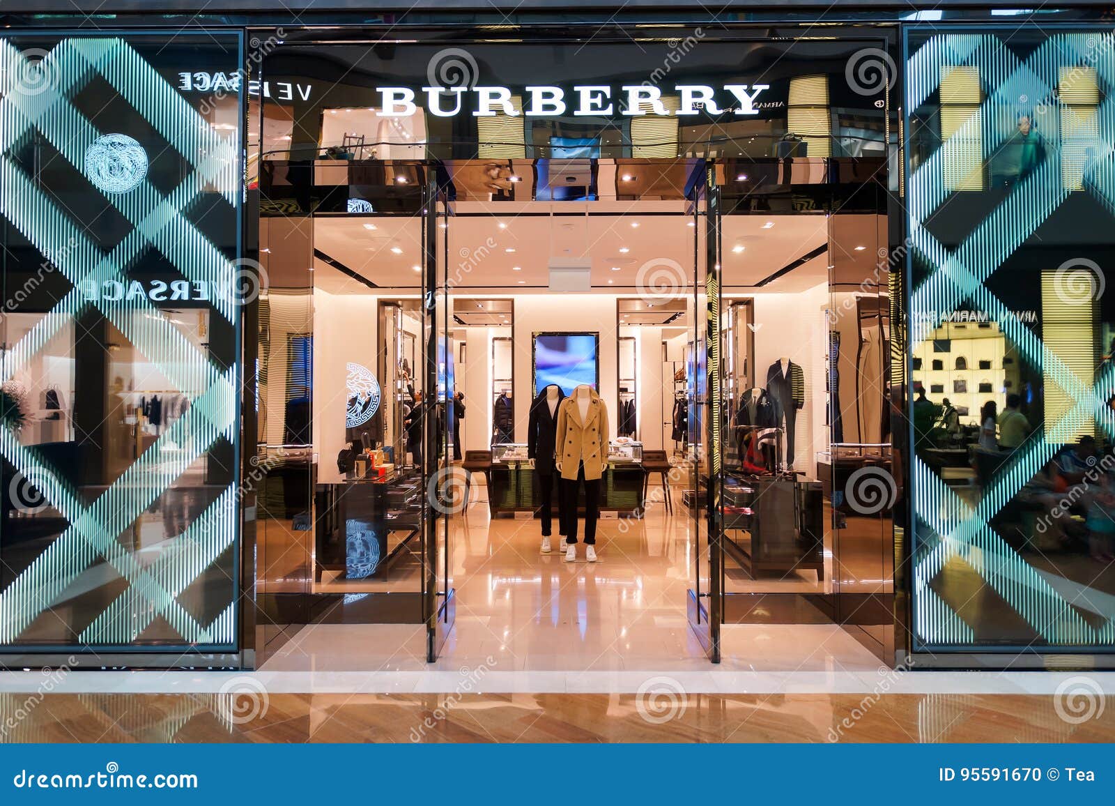 Burberry store editorial image. Image of popular, boutique - 95591670