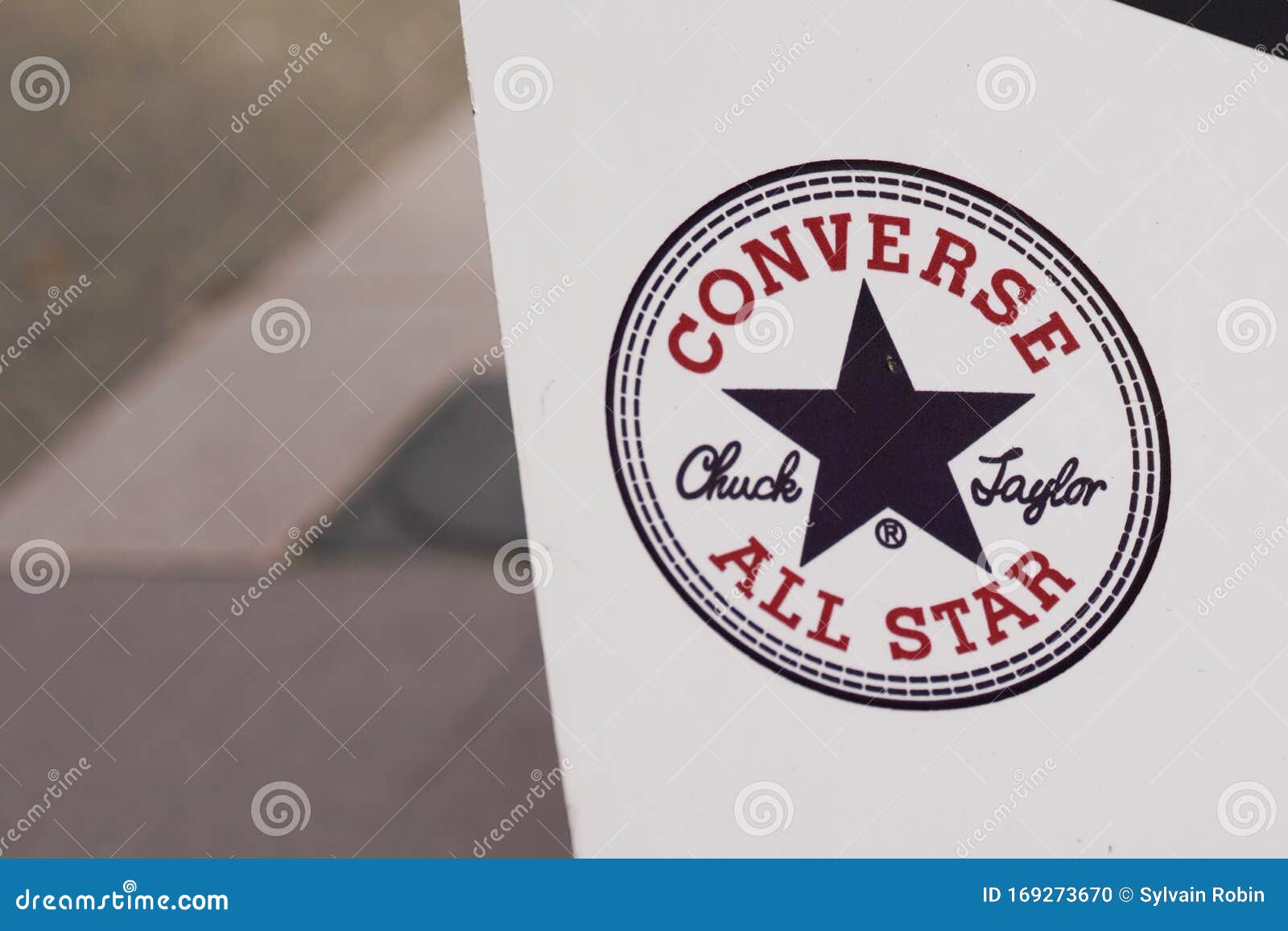Burdeos , Aquitania / Francia - 01 09 2020 : Converse El Logo De All Star  Zapatillas De Señas Tienda Estadounidense Zapatillas De Imagen editorial -  Imagen de america, logotipo: 169273670