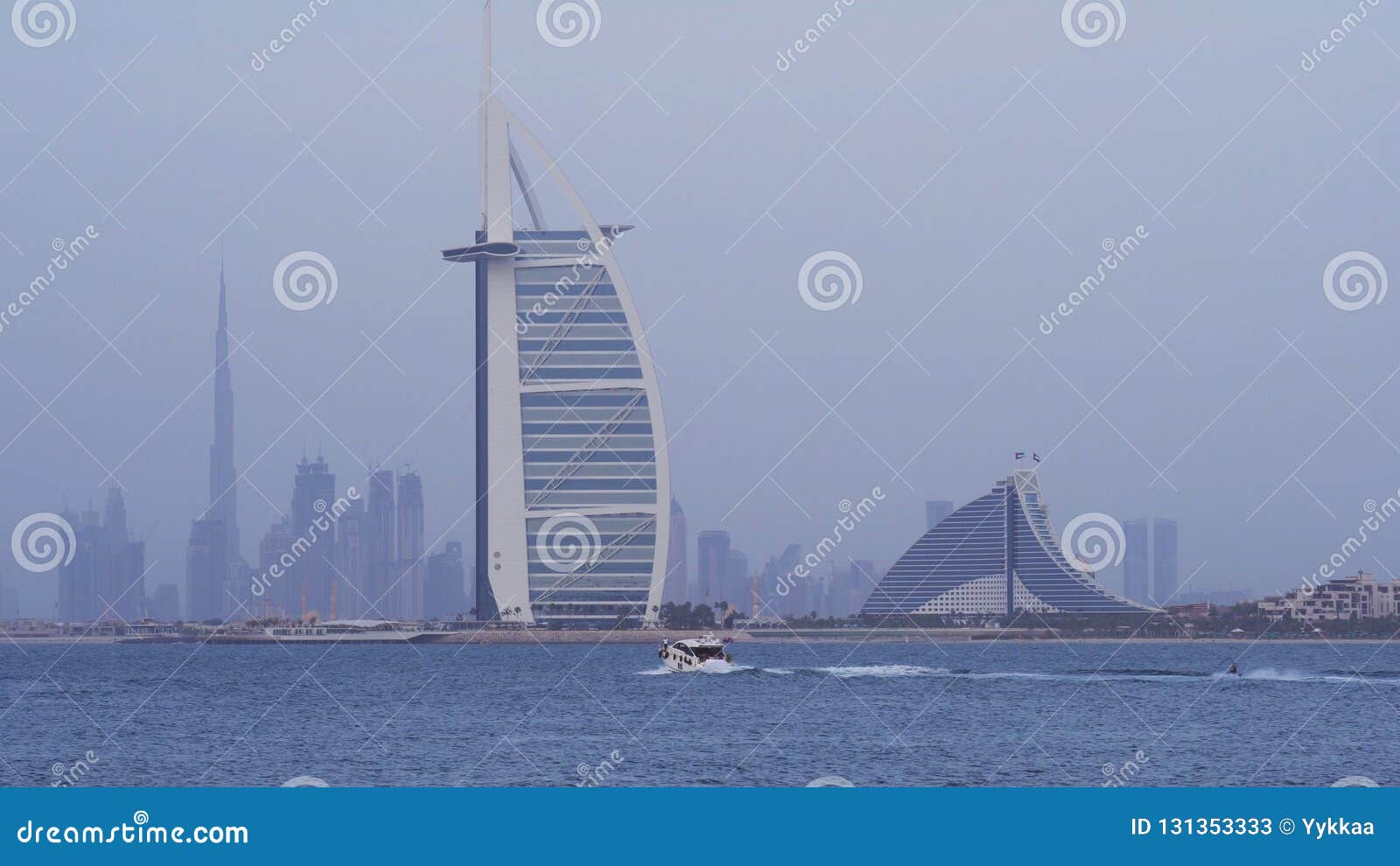 Burj Al Arab è Un Albergo Di Lusso Situato Nel Dubai Il Terzo Hotel Più Alto Nel Mondo