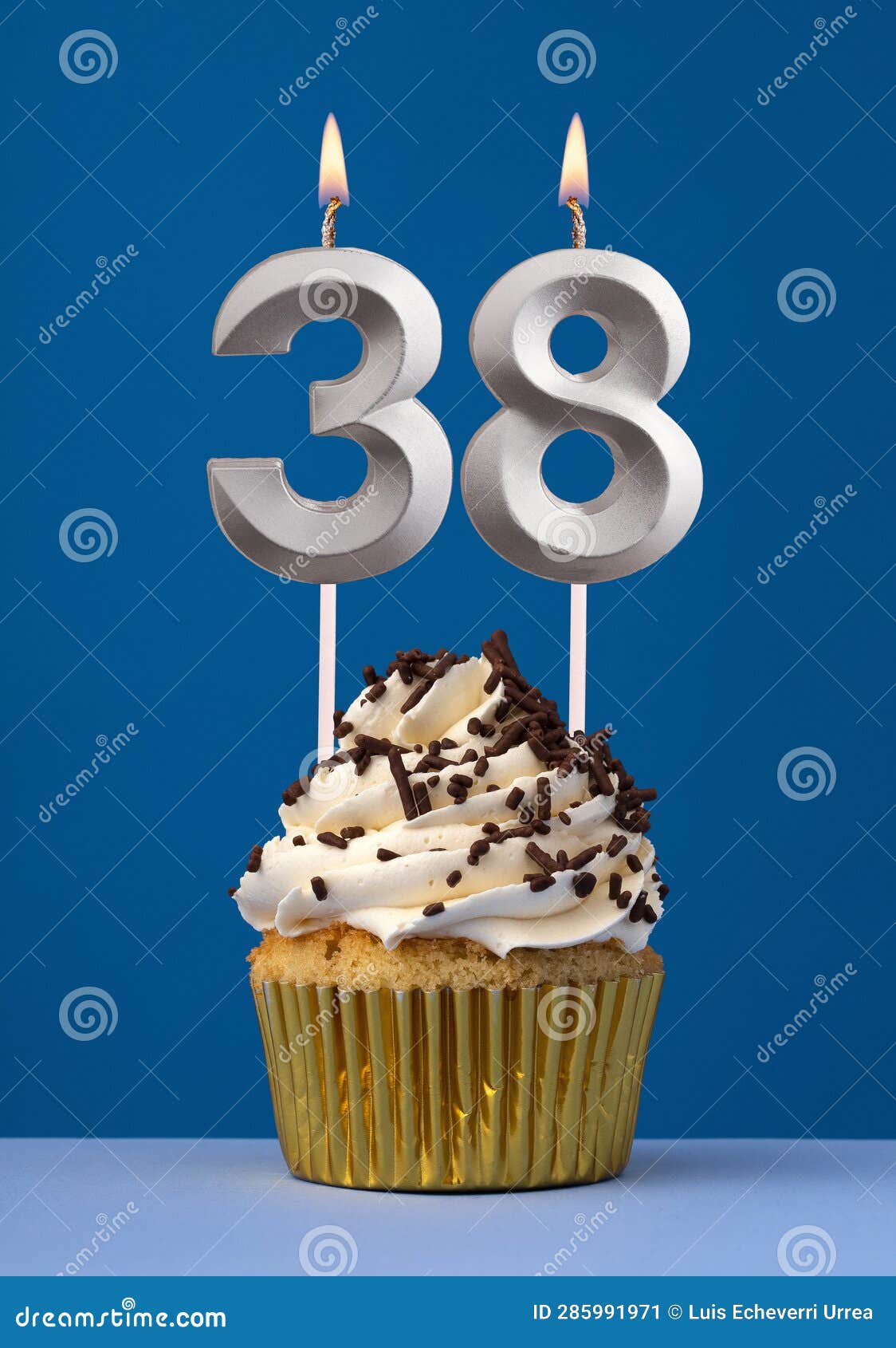 647,640 Happy Birthday Stock Photos - Free & Royalty-Free Stock Photos from  Dreamstime