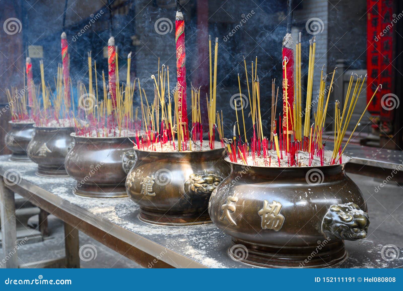 incense burning joss stokken aziatische tempel boeddhistische brandende potten religions rite