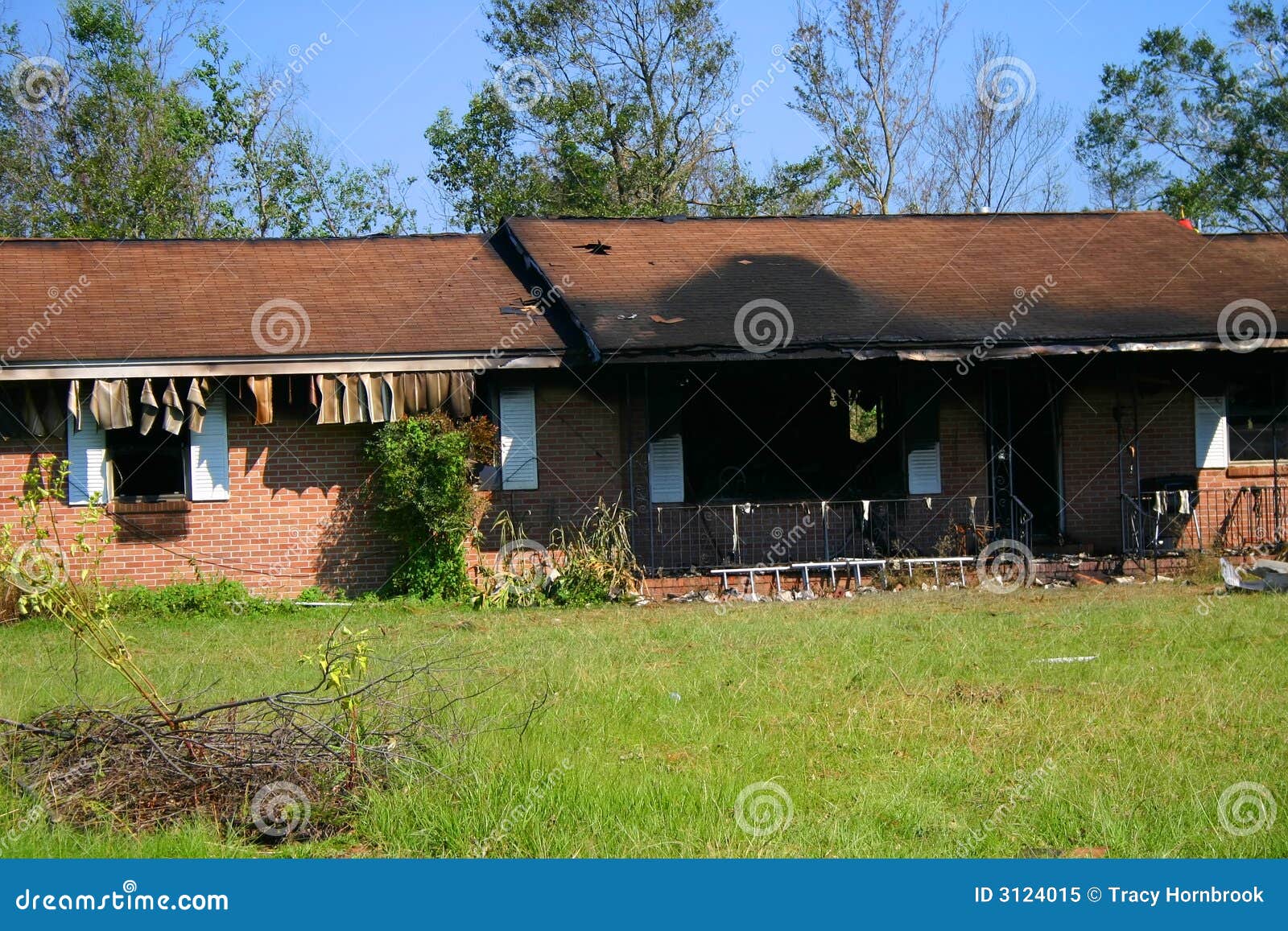 Burnt house stock image. Image of dirty, heat, abandoned 3124015
