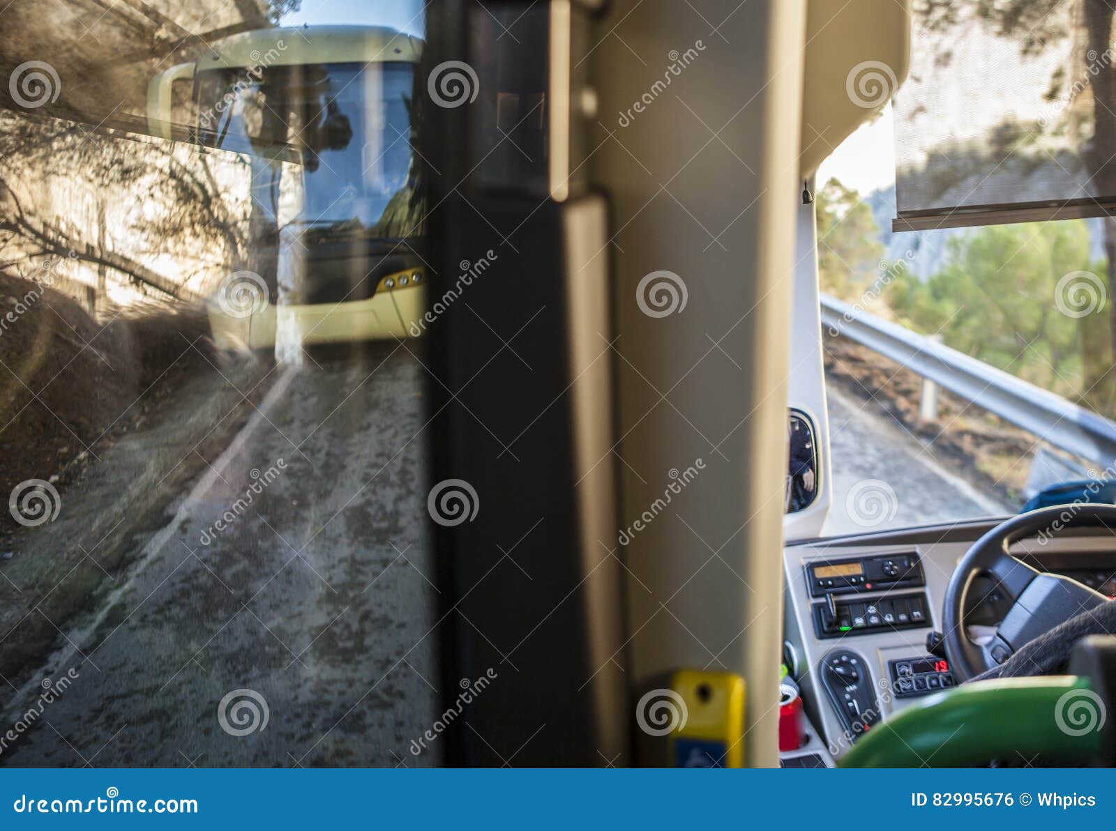Off Road Tourist Bus Driving - Mountains Traveling instal the new Off Road Tourist Bus Driving - Mountains Traveling instal the new