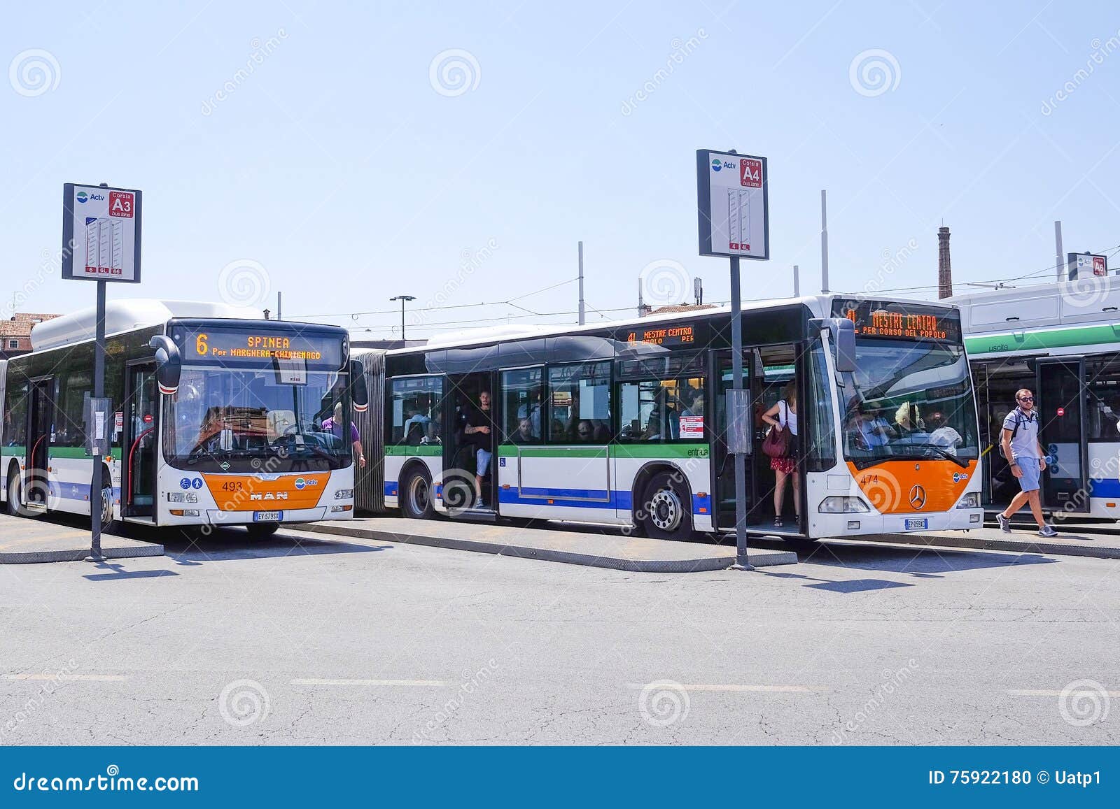 parking lot bus to vienna italy gondolas parking lot bus to vienna italy gondolas