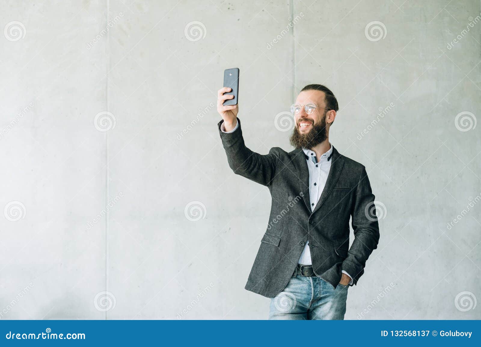 business man selfie coach social media influencer