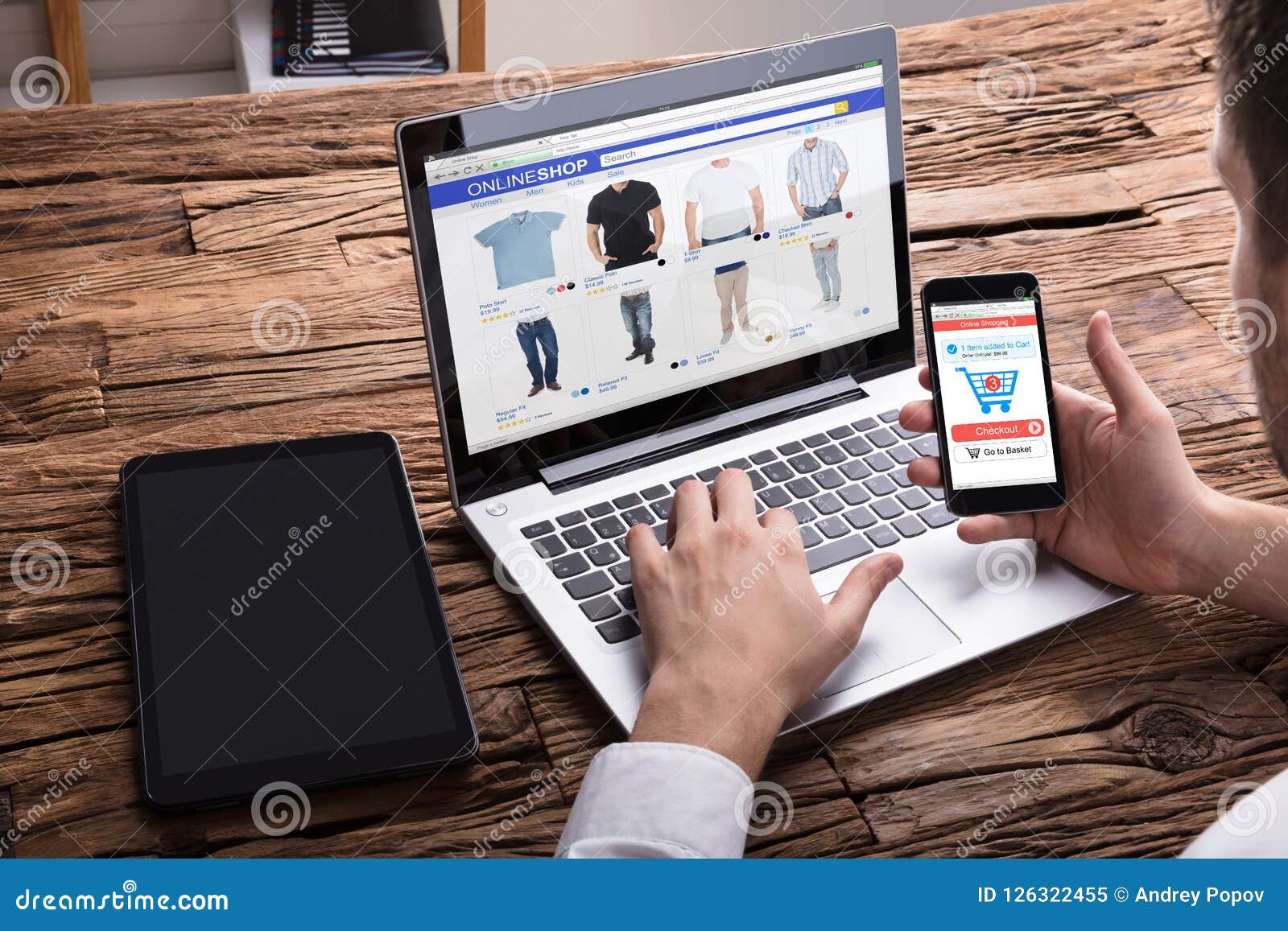 Onvervangbaar corruptie troon Businessperson Using Smartphone while Shopping Online on Laptop Stock Image  - Image of commerce, laptop: 126322455