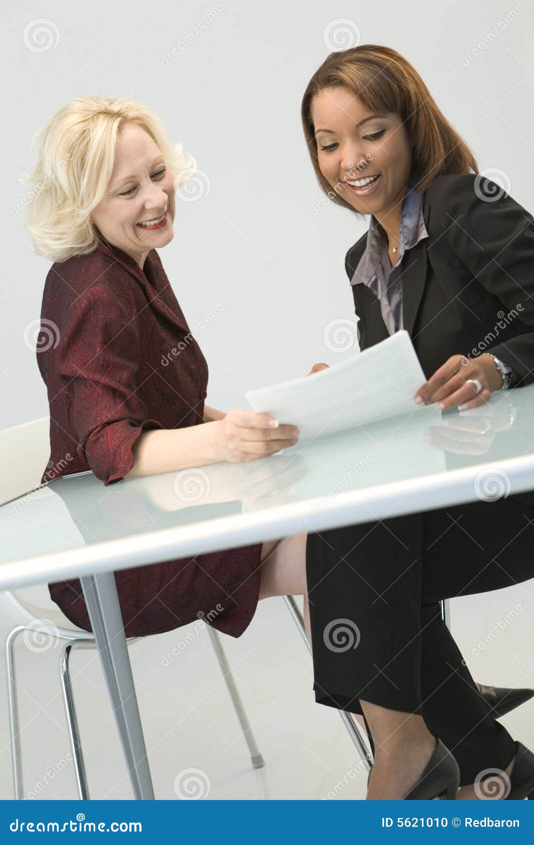 businesswomen meeting