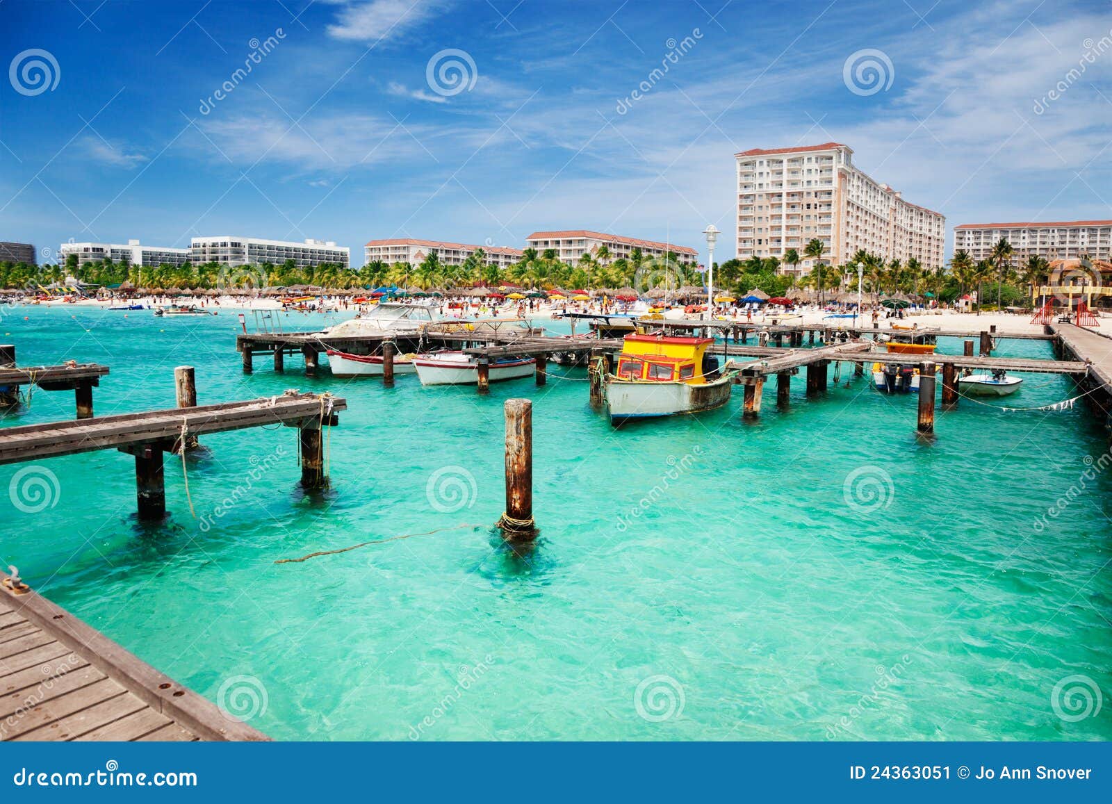 Busy Palm Beach stock image. Image of caribbean, sunshine 24363051