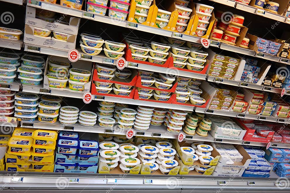 Butter und Margarine redaktionelles foto. Bild von bewirtschaften