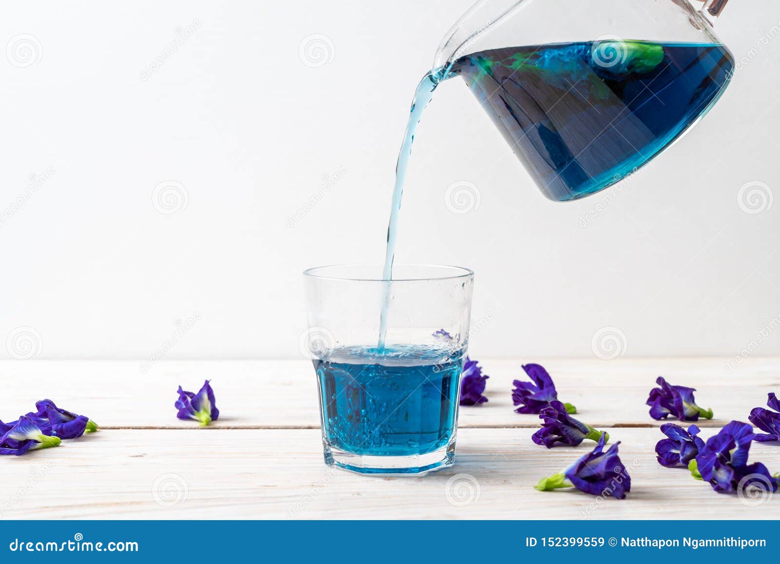 Butterfly pea juice stock image. Image of purple, isolated 152399559