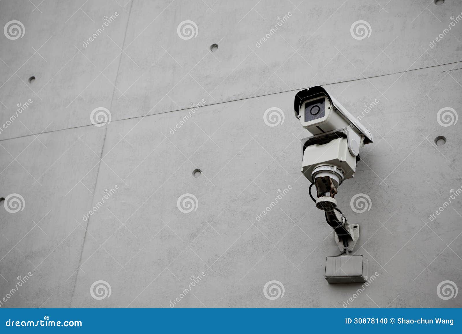 Cámara Seguridad De La Vigilancia Con El Muro De Cemento Foto de archivo - Imagen de proteja, 30878140