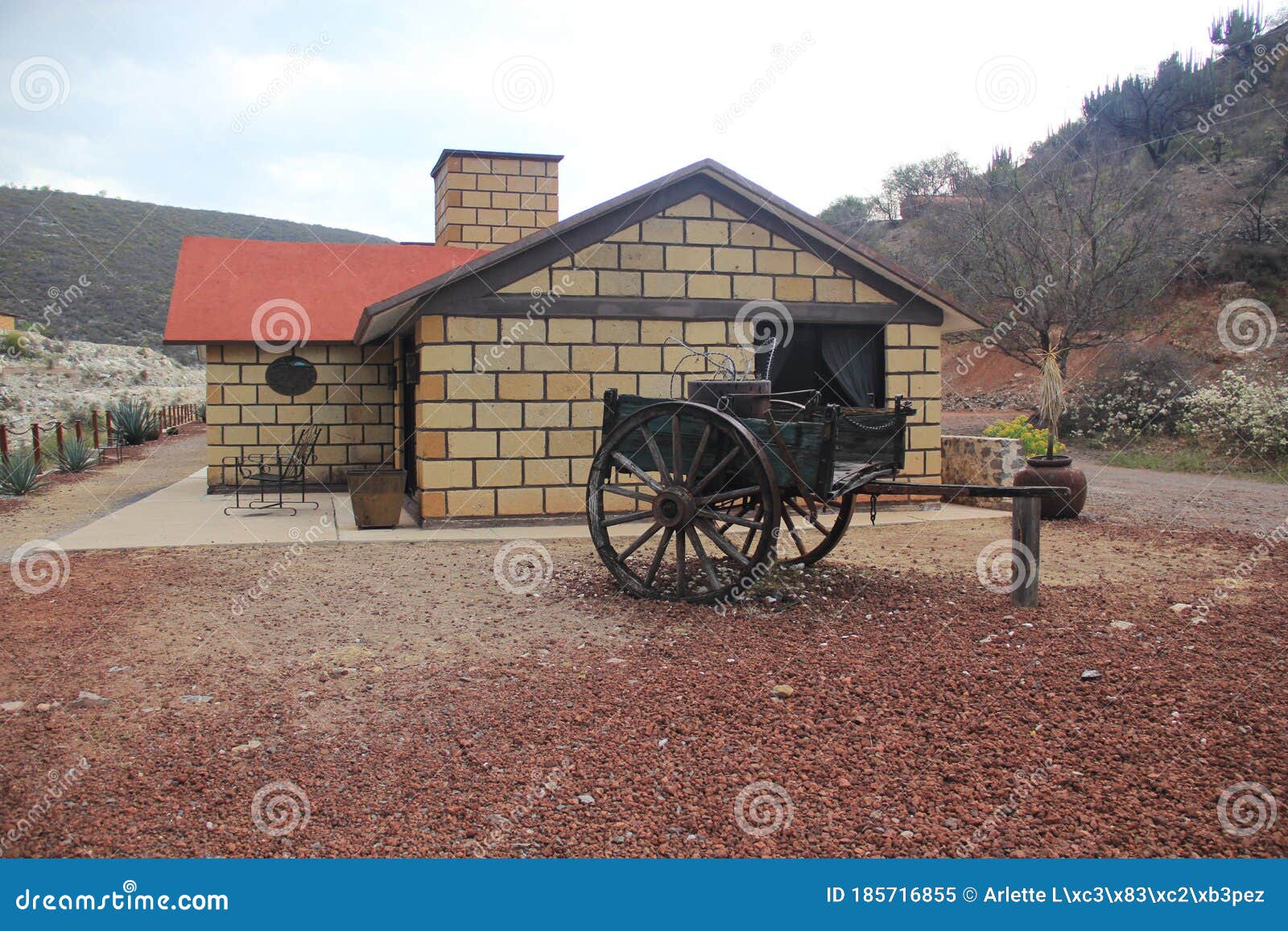 cabin in magical community shaÃÂ´n adu in zimapÃÂ¡n mÃÂ©xico