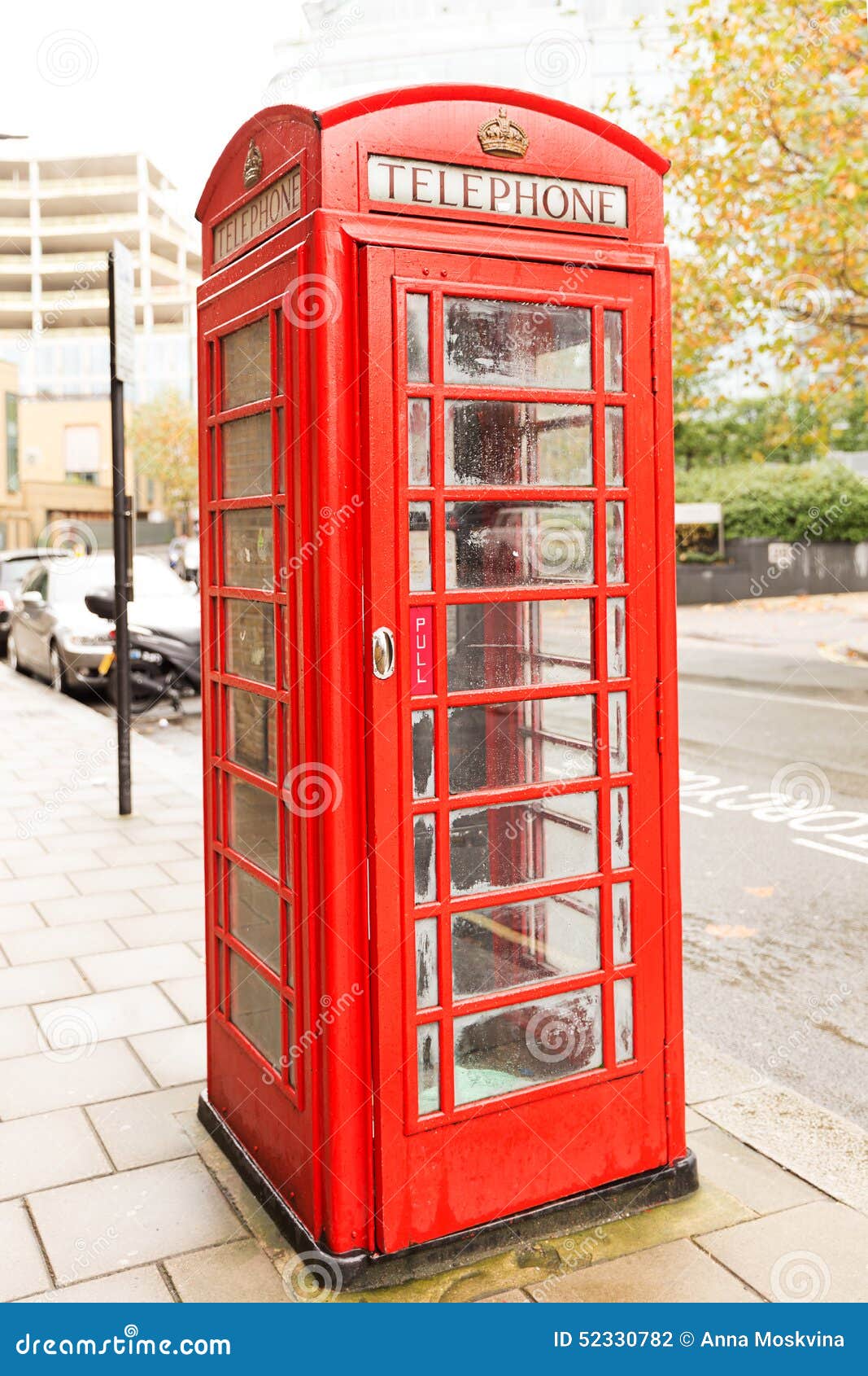 Cabina Telefonica Inglese Originale In Vendita Cabina Telefonica Rossa Inglese Classica Famosa Fotografia Stock