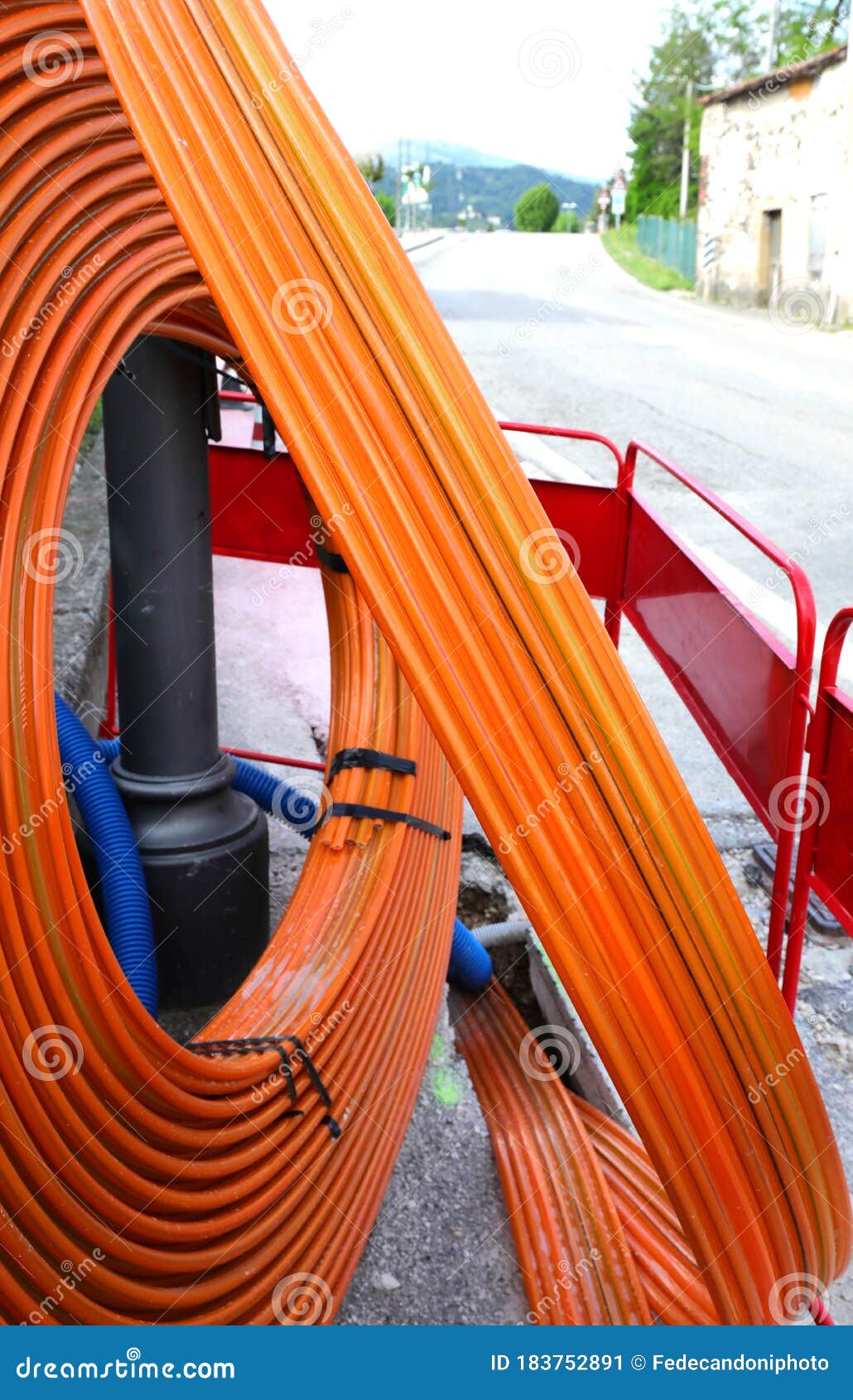 cable of fibre optic during the roadworks