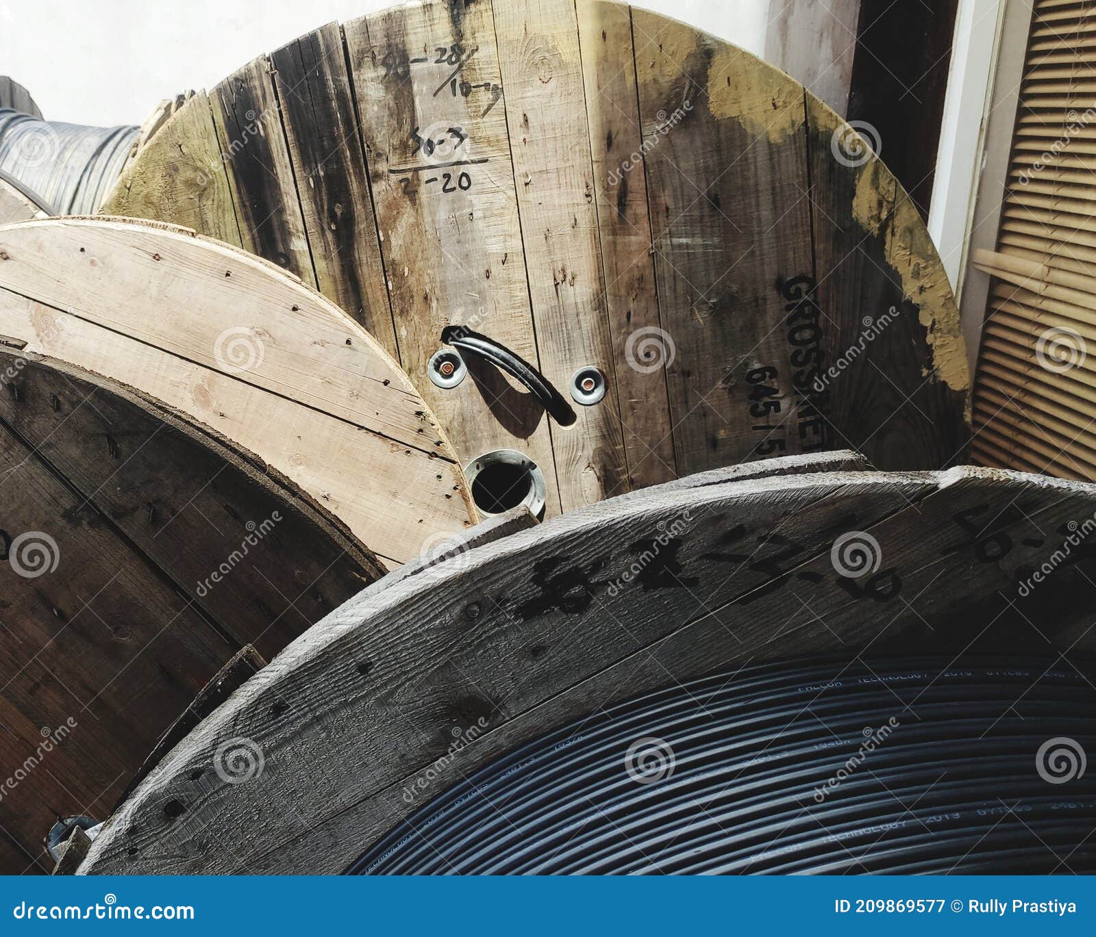 Cable Reels - Wooden Construction Stock Image | CartoonDealer.com #38950057