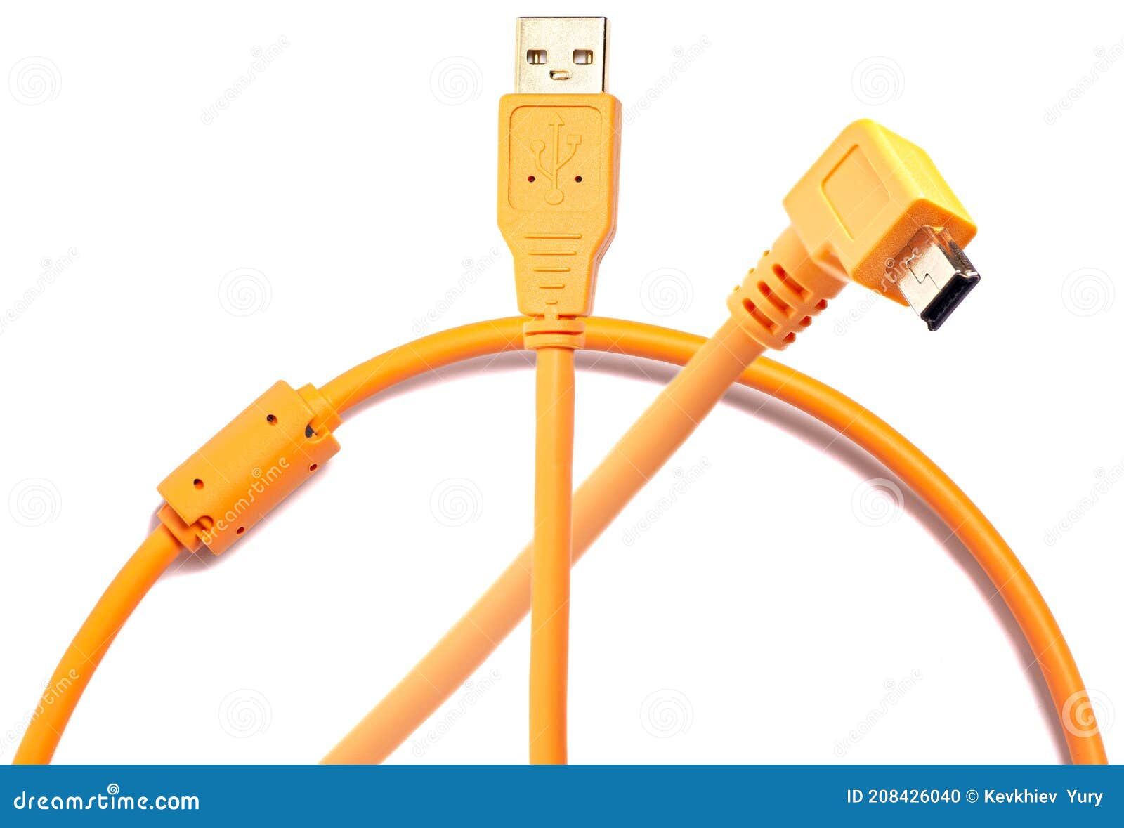Cable Usb Naranja Aislado En Fondo Blanco Foto de archivo Imagen de