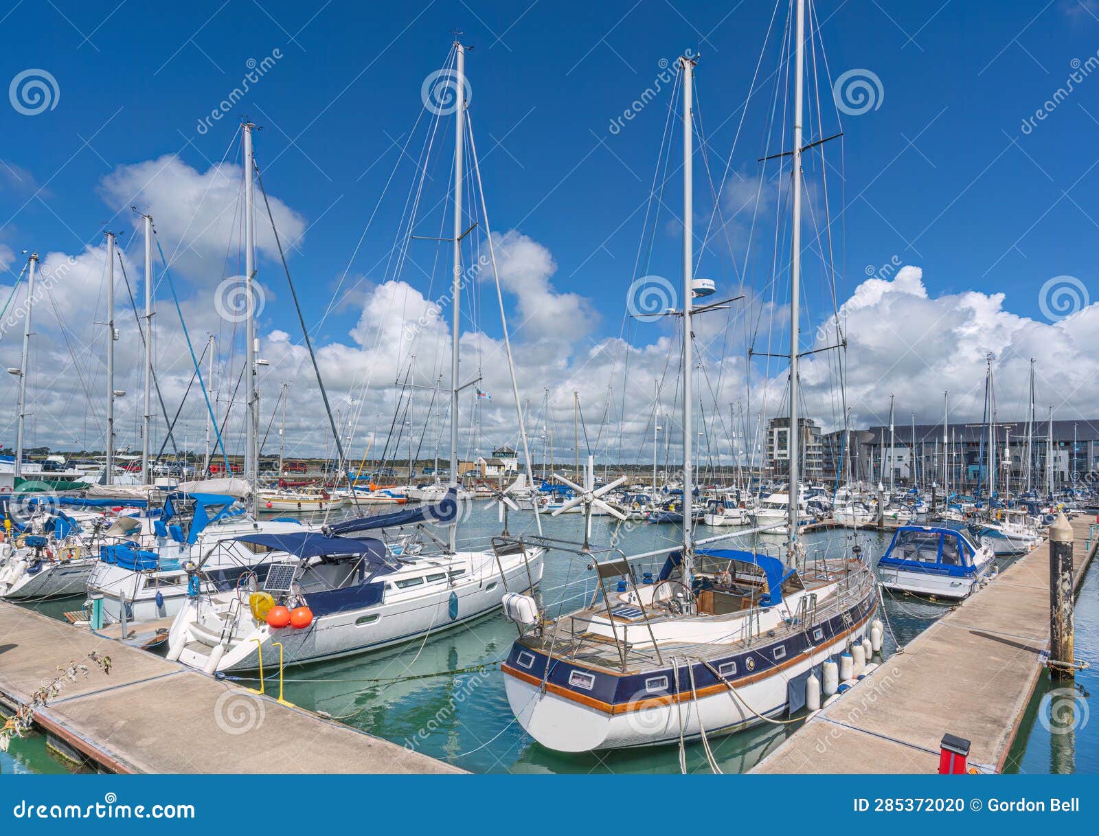 Caernarfon Marina stock photo. Image of seiont, yachts 285372020