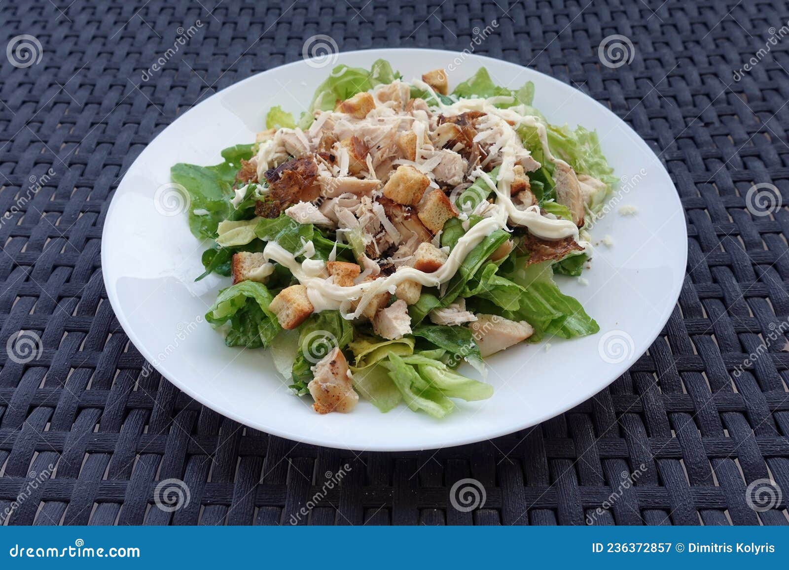 caesars salad with grilled chicken lettuce and croutons