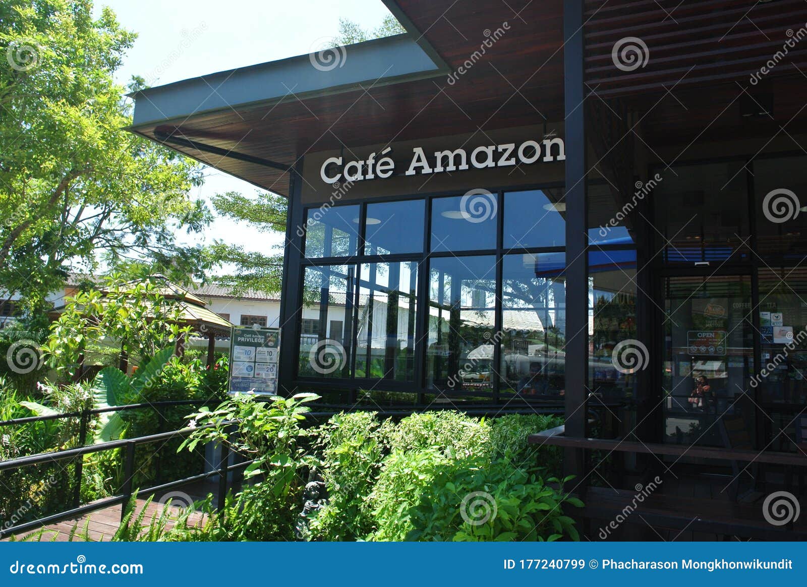 Cafe amazon editorial stock image. Image of cafe, place 177240799