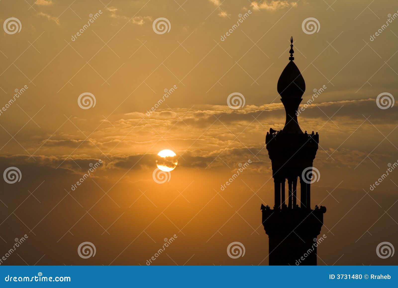 cairo mosque minaret at dusk
