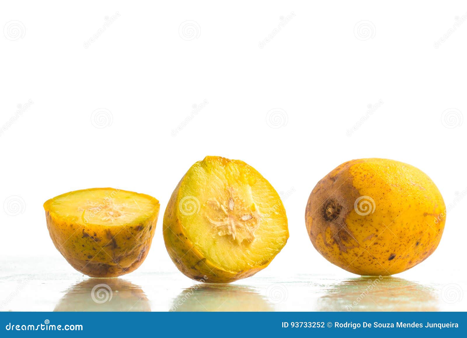 caja-manga fruit. spondias dulcis