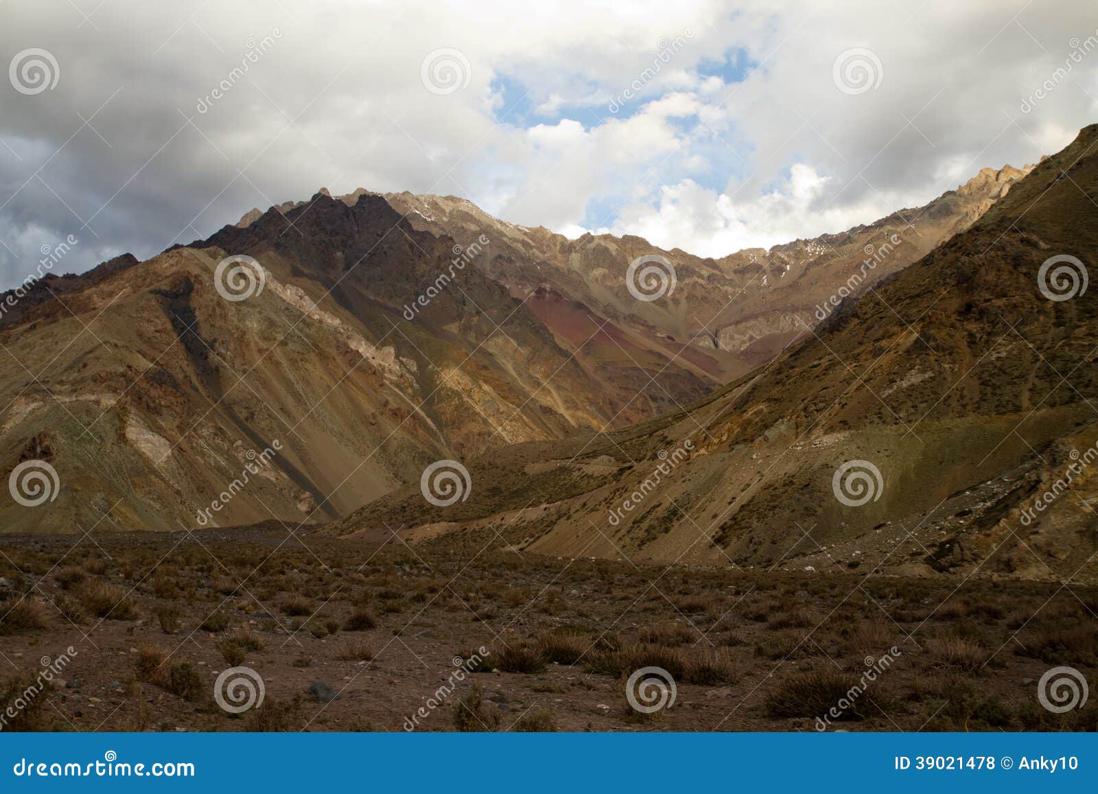 Cajon del Maipo, Chile foto de archivo. Imagen de encadenamiento 39021478