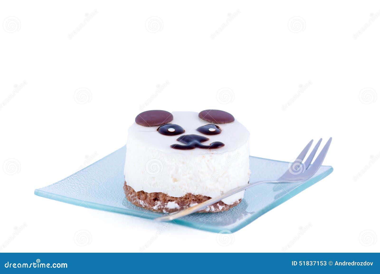 cake with bear face