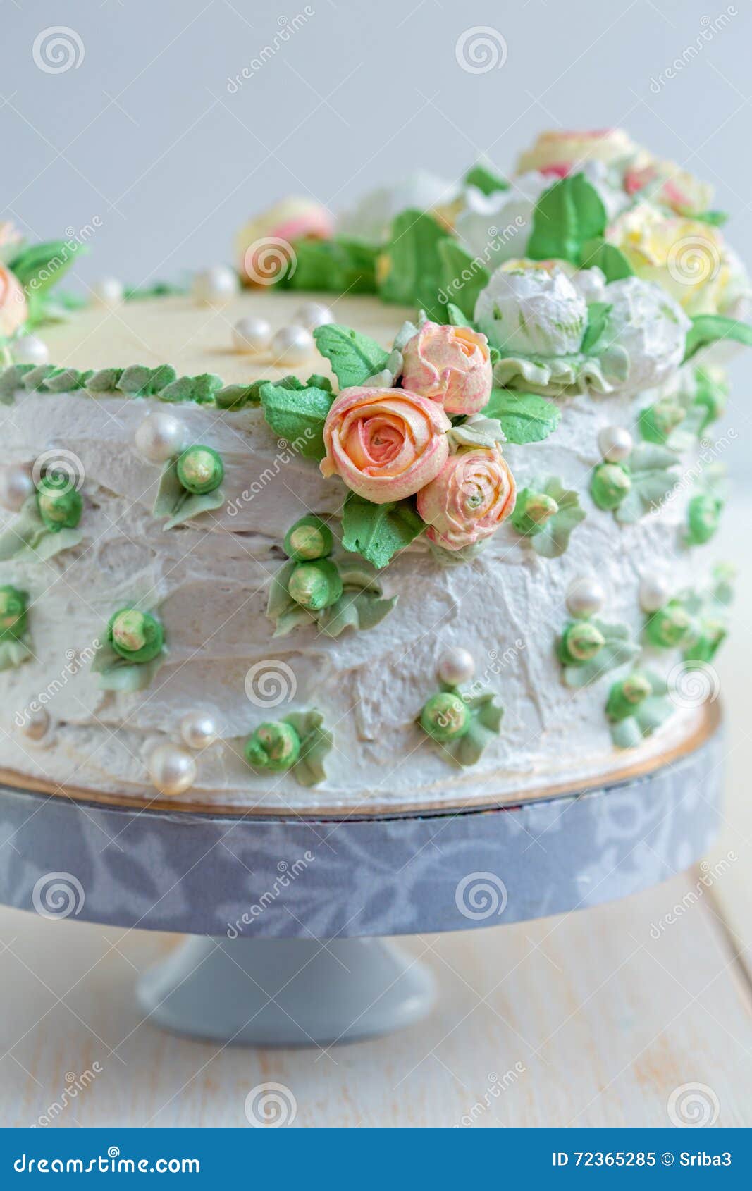 Cake with Cream Roses and Sugar Pearls. Stock Image - Image of luxury,  decorated: 72365285