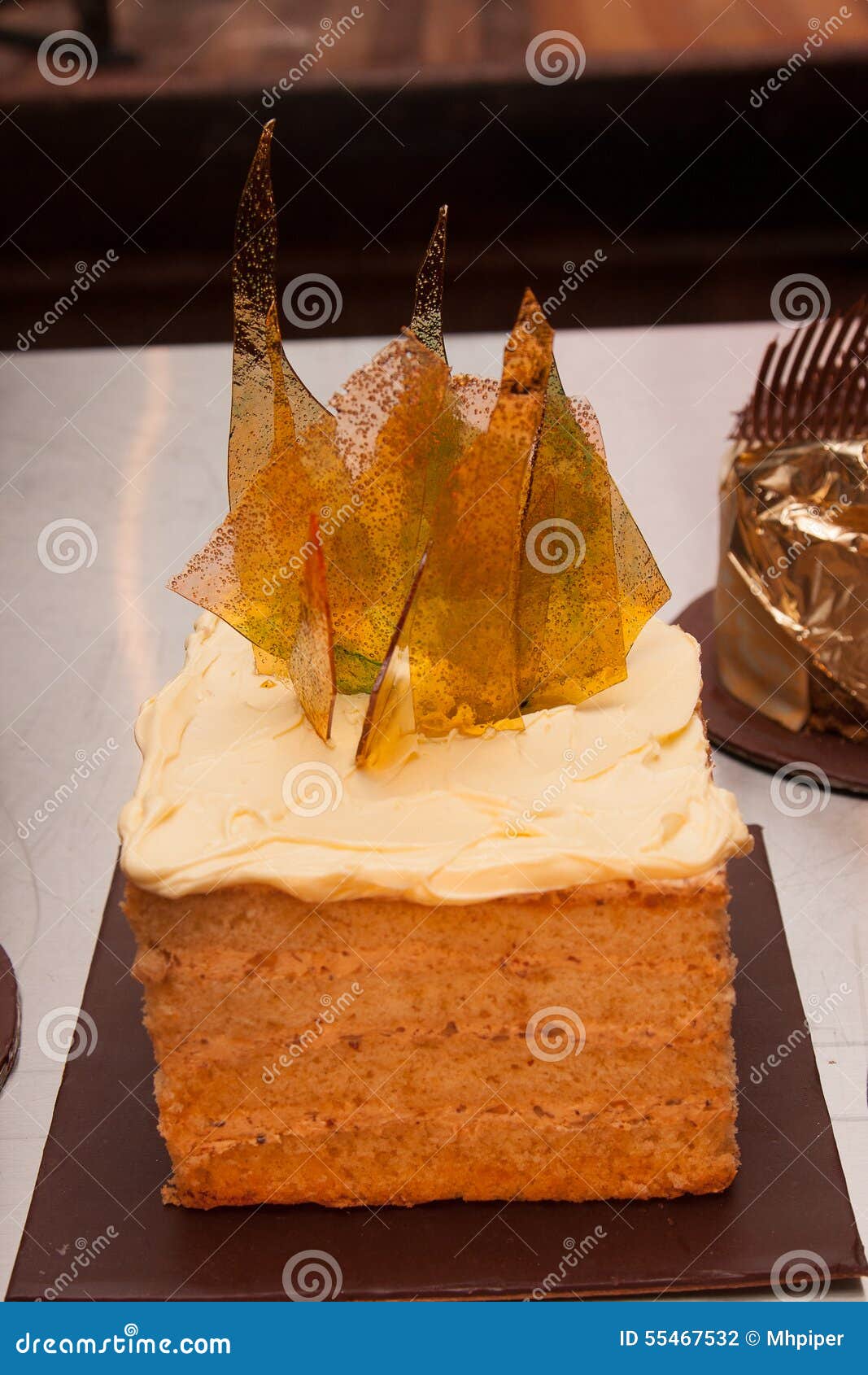 Add some sweetness to your cake with sugar cake decorations for a