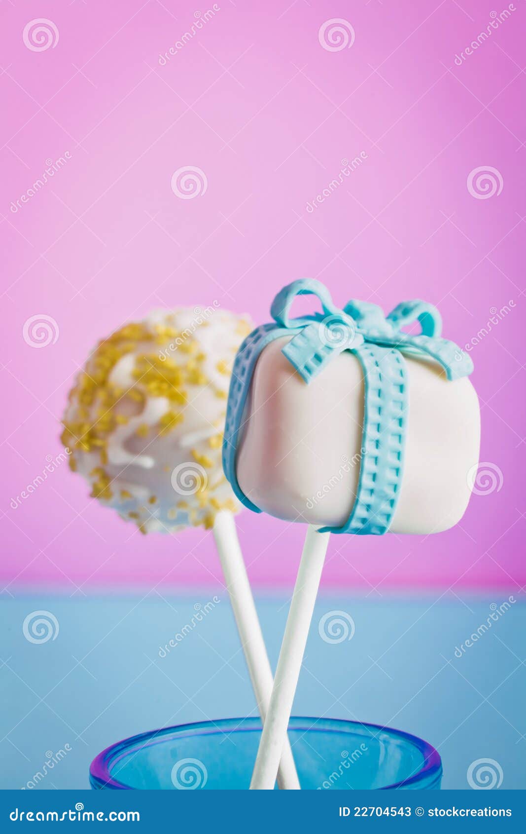 cake pops as a gift with a candle