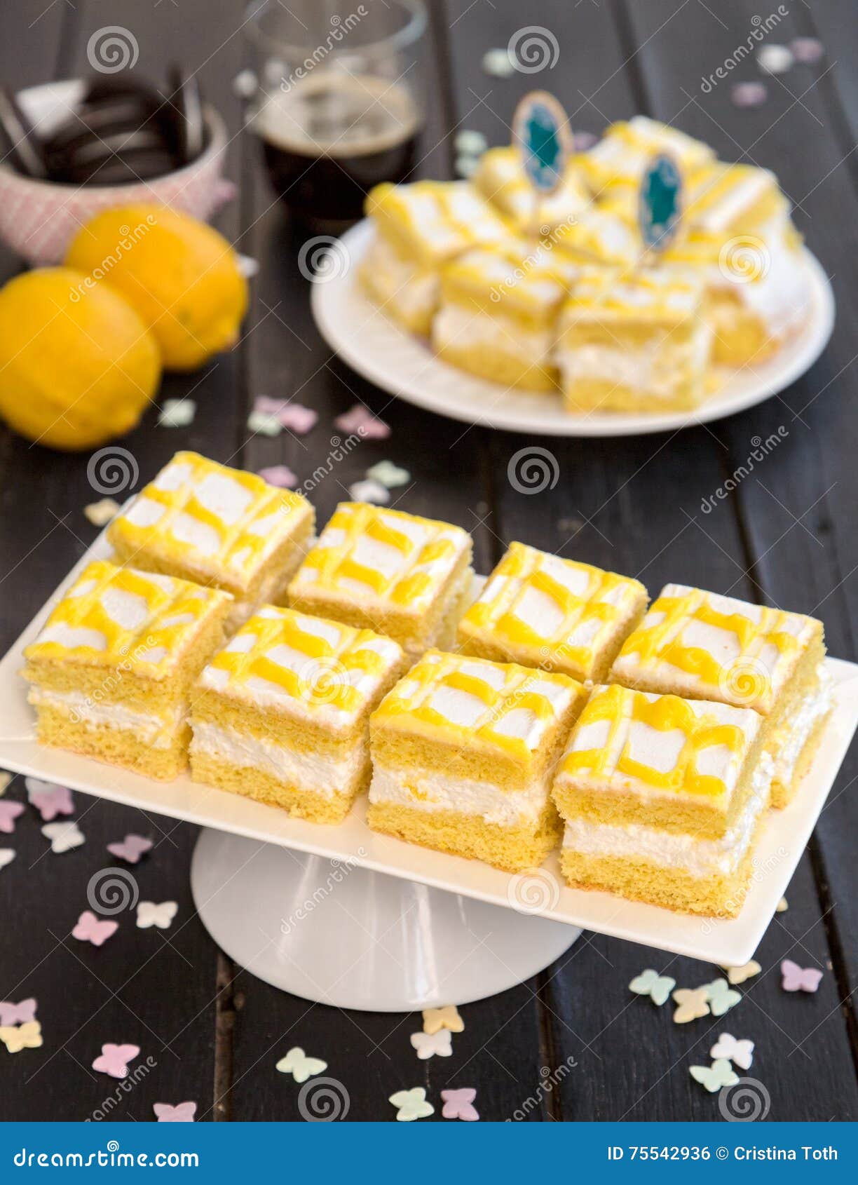 cake with ricotta mousse and lemon