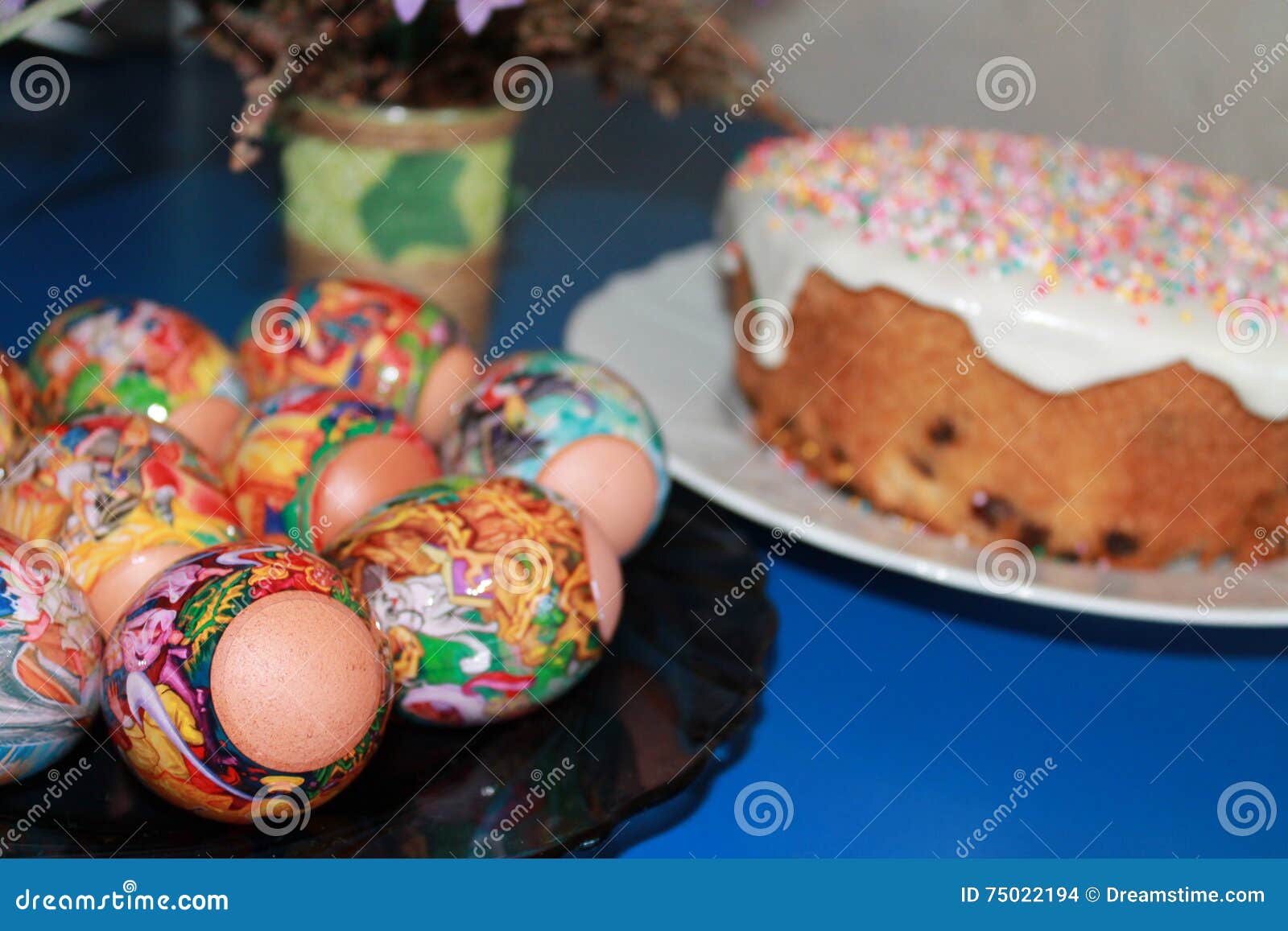 Cakeeaster ägg. Hur man firar påsk i Ryssland
