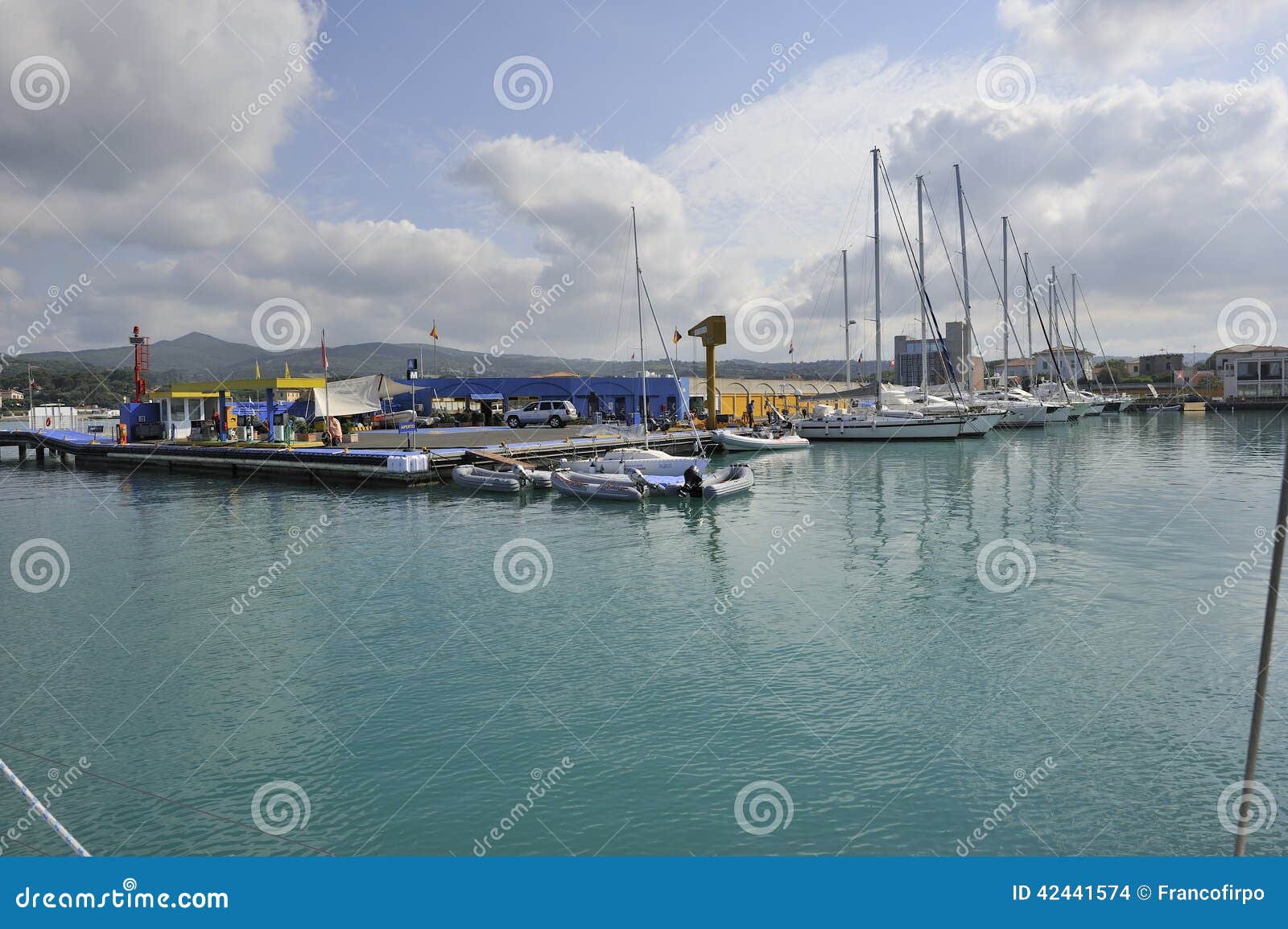 cala de medici harbor