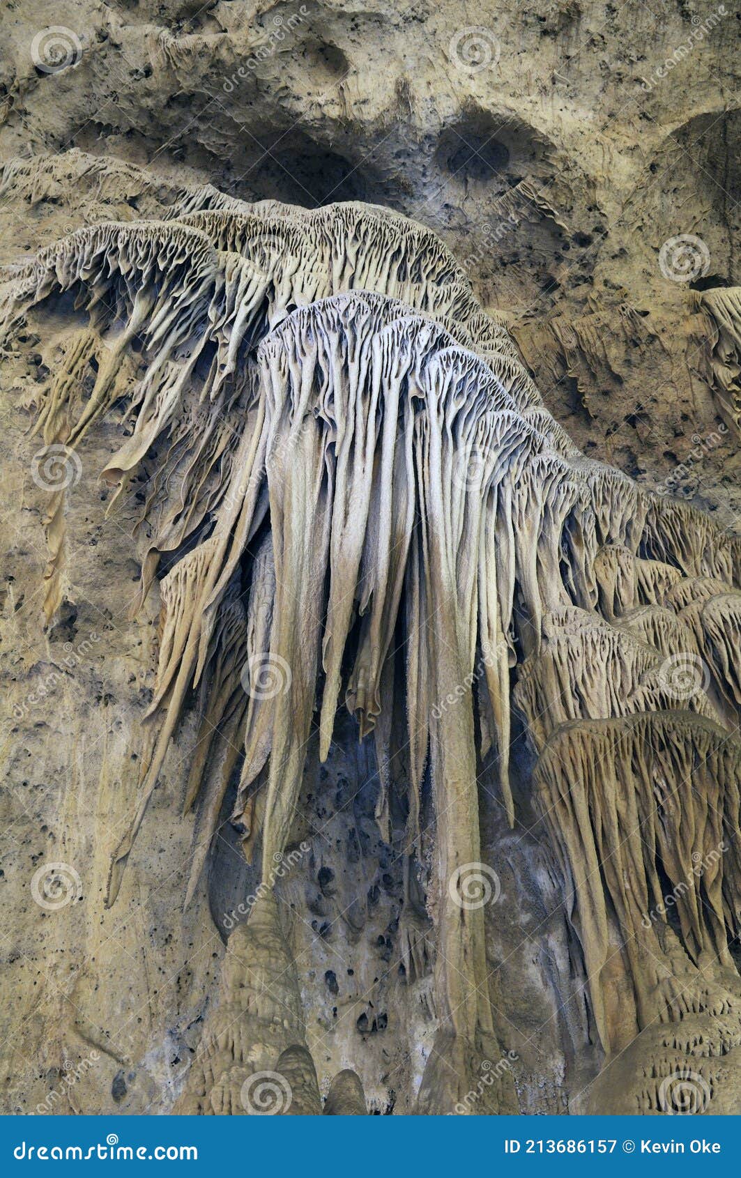 Calcite Flowstone Formation in the Big Room, Carlsbad Caverns National ...