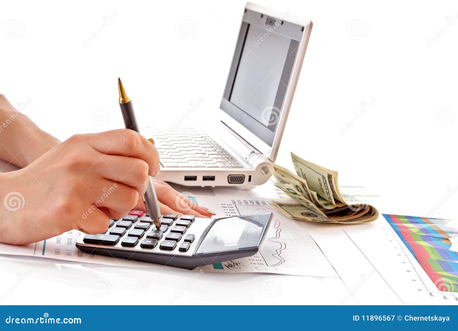 calculation-finance-11896567.jpg